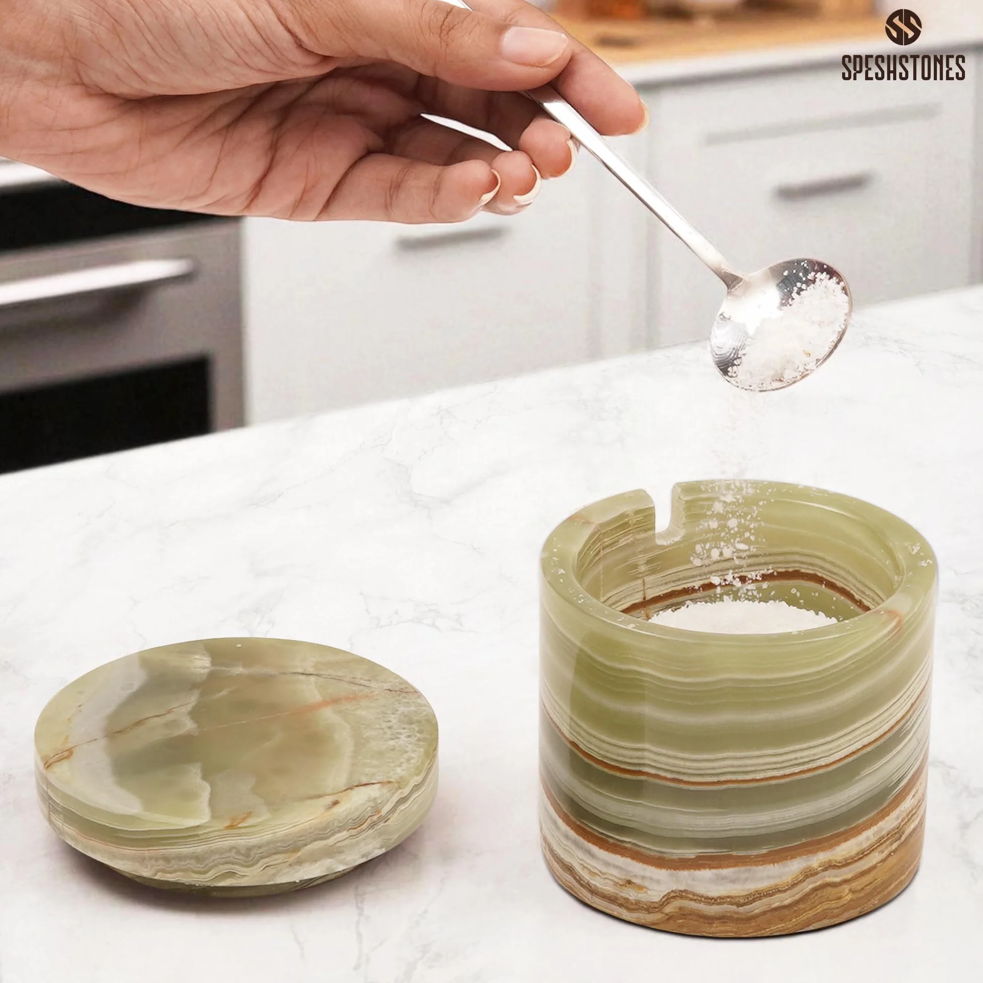 Marmurowa piwnica solna z pokrywką i łyżką 7 cm Zielone, ręcznie robione pojemniki na przyprawy na blat kuchenny, uchwyt na sól do wystroju kuchni w stylu vintage, marmurowa kuchnia do przechowywania
