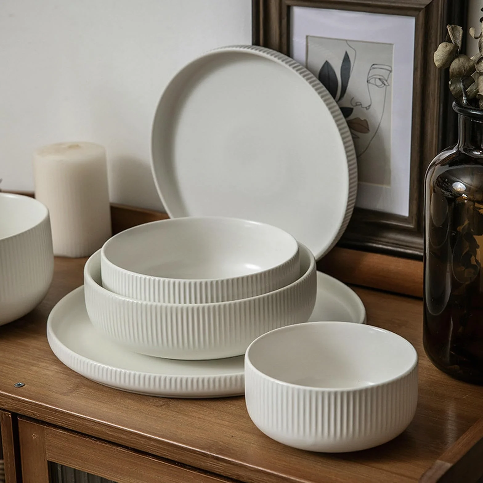 Ceramiczna miska i talerz w stylu retro, biała prosta zastawa stołowa do użytku domowego - miska 21,5 cm