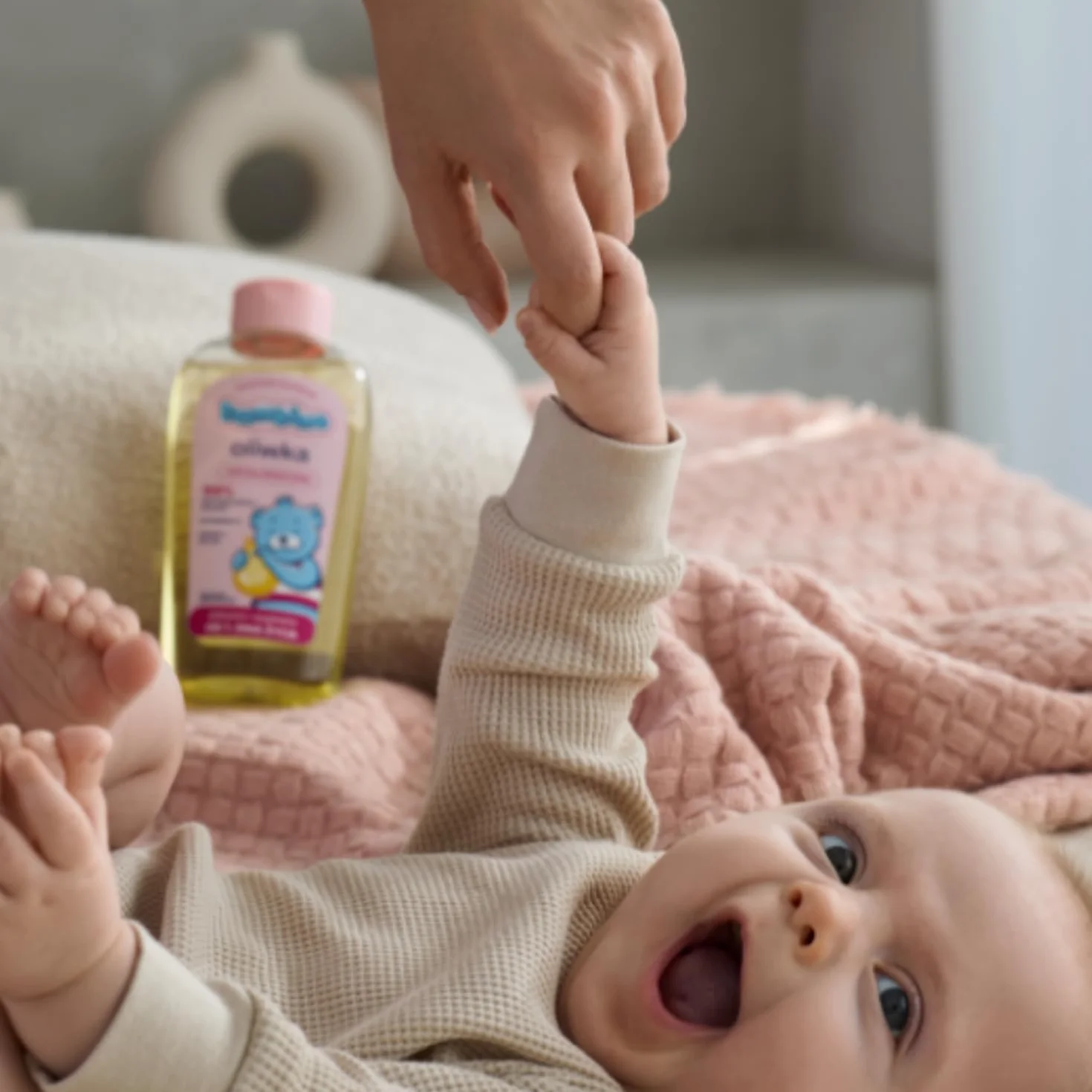 Bambino Oliwka Hipoalergiczna dla Niemowląt 150 ml – Delikatna Pielęgnacja od 1. Dnia Życia, 99% Naturalnych Olejków, z Witaminą E