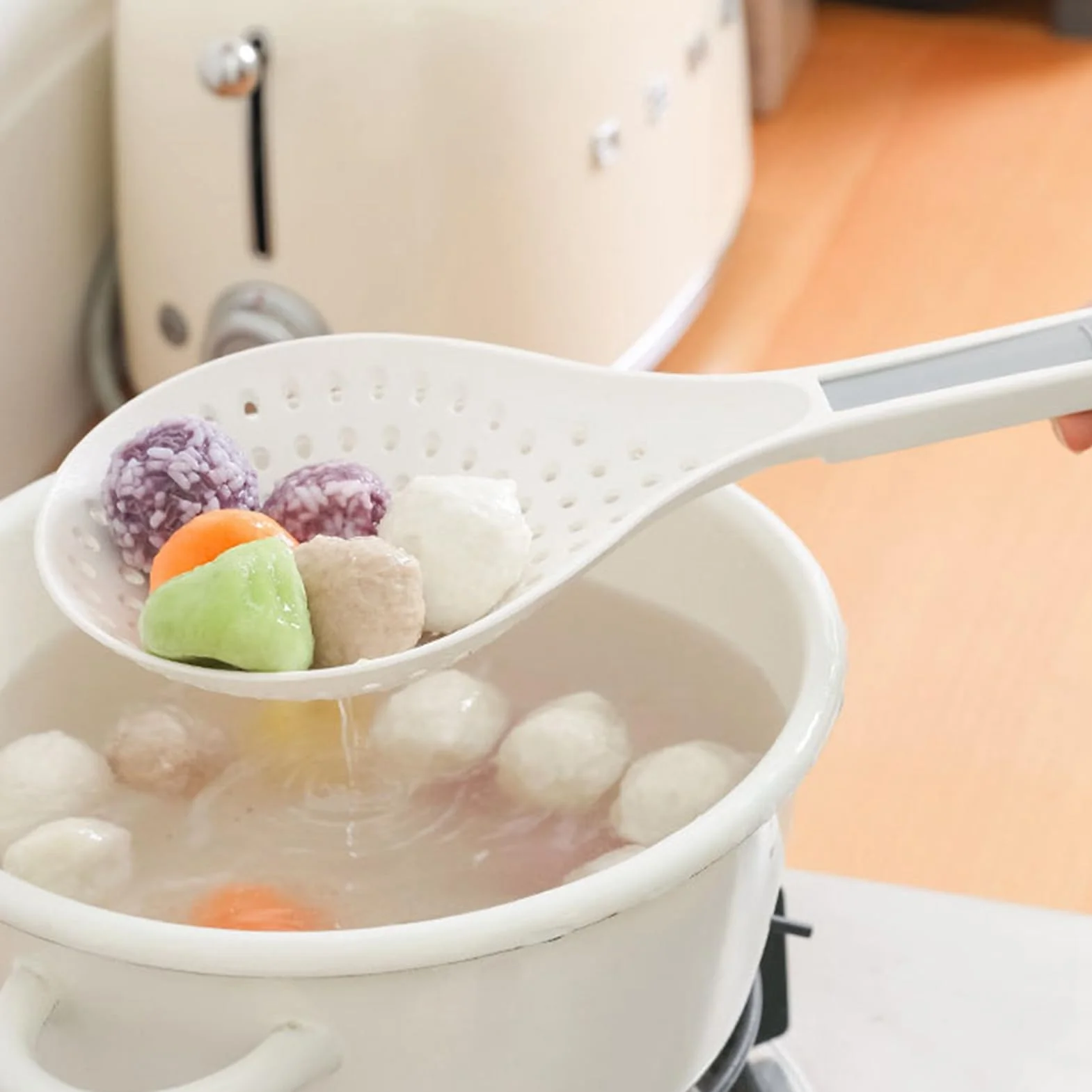 Plastikowa łyżka cedzakowa, żaroodporna łyżka szczelinowa, wielofunkcyjna łyżka cedzakowa, duża pojemność, drobna łyżka szczelinowa z klipsem, łyżka cedzakowa do gotowania dla przyborów kuchennych