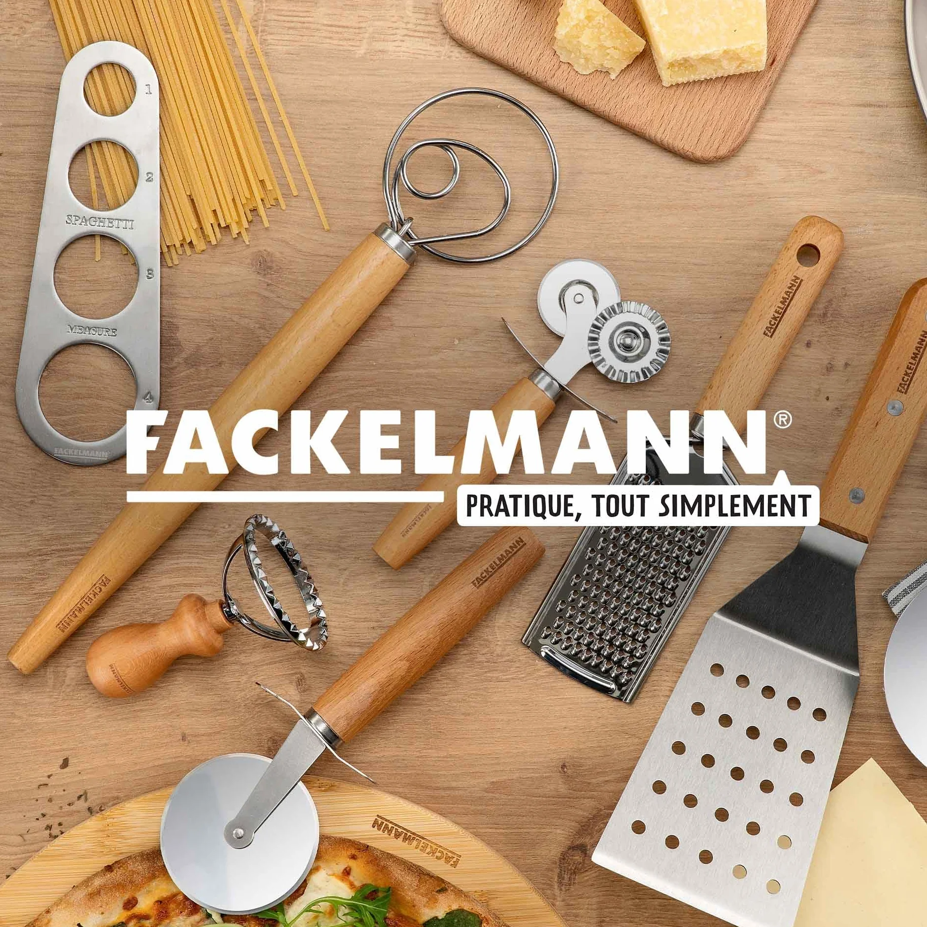 Fackelmann Foremka do ravioli – foremka do ravioli ze stali nierdzewnej ze stopu cynku – do domowego makaronu – ergonomiczny uchwyt z drewna bukowego o włoskim wyglądzie