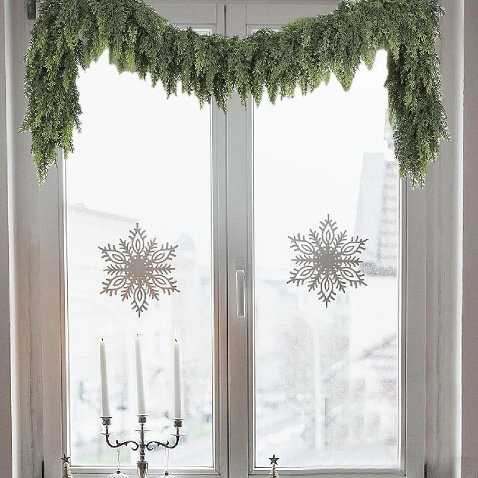 Winter Pine Garland - 106.3 Inches Christmas Cedar Garland Green Outdoor Decorations Green Artificial Greenery Garlands for Table Suitable for Christmas Trees, Indoor Decorations