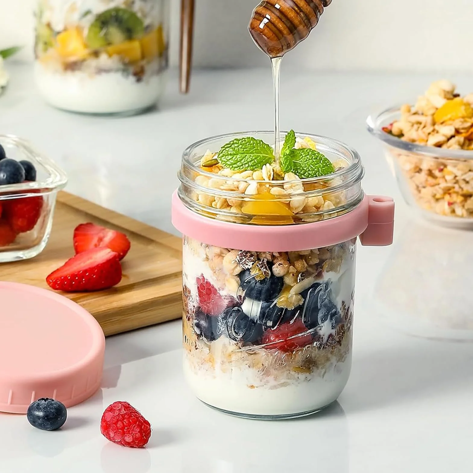 4 Sztuki Overnight Oats Słoiki z Pokrywką i Łyżeczkami, 480 ml Słoik Śniadaniowy na Owsiankę Słoiki do Przygotowywania Posiłków na Chutney, Pudding, Jogurt, Owoce, Przyprawy, Fasola