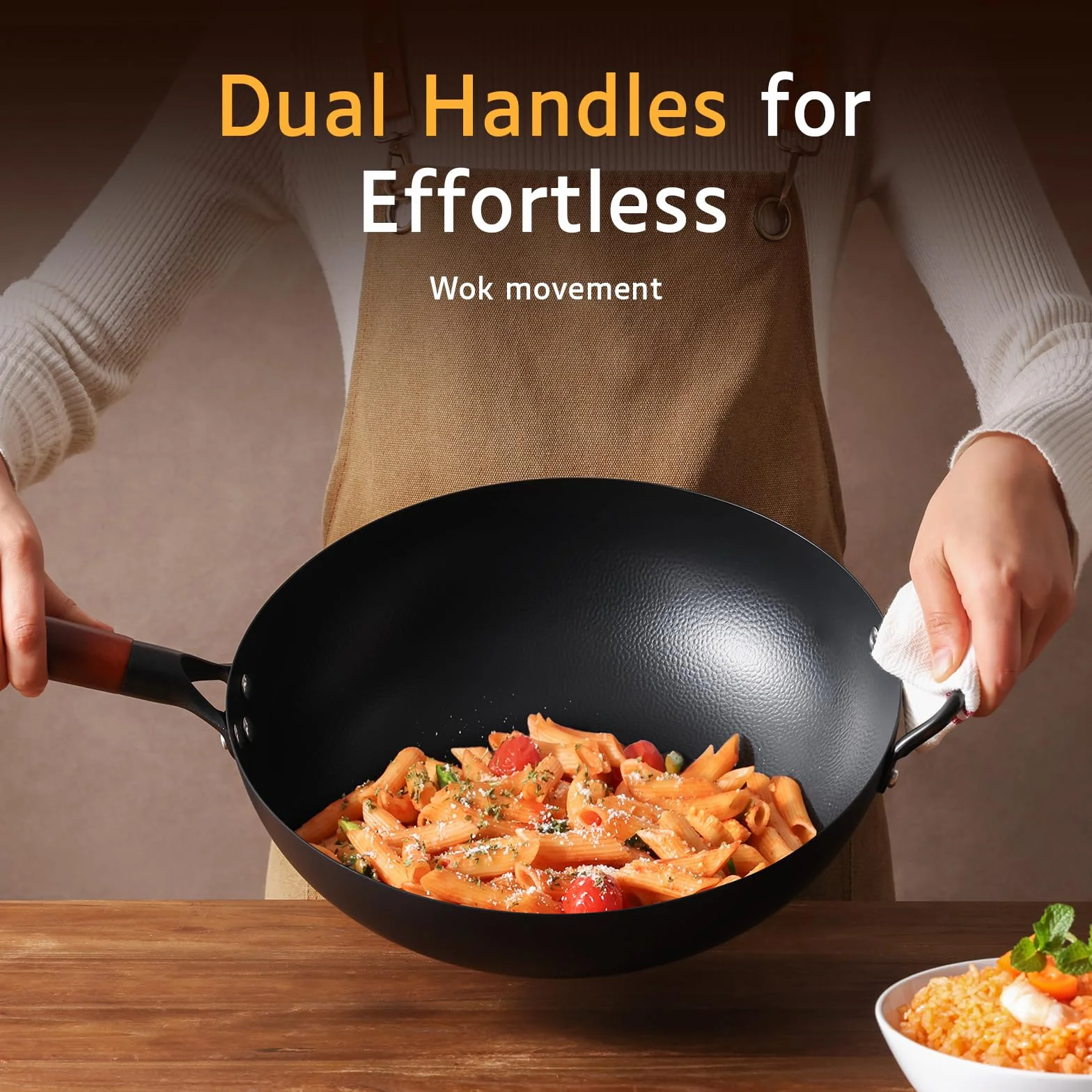 Kordisen Wok ze stali węglowej 32 cm z pokrywką, ergonomiczny drewniany uchwyt, płaskie dno do indukcji i gazu, naturalna nieprzywierająca, duża pojemność dla 3-6 osób, idealny do kuchni azjatyckiej