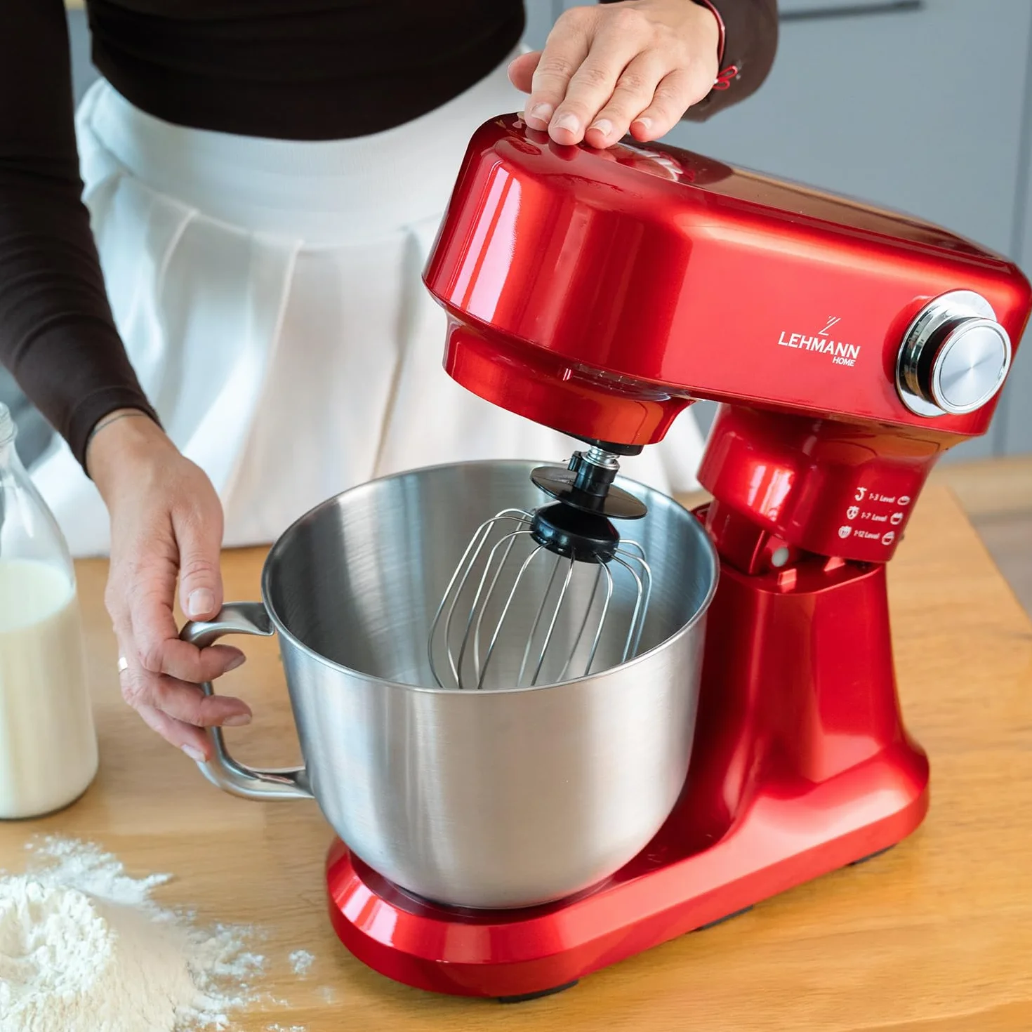 LEHMANN Robot kuchenny z zestawem akcesoriów, 1500 W, mieszadło z 12 prędkościami, miska do mieszania 5 l, zabezpieczenie przed przegrzaniem, antypoślizgowy, ugniatarka z 3 wkładami do mieszania i