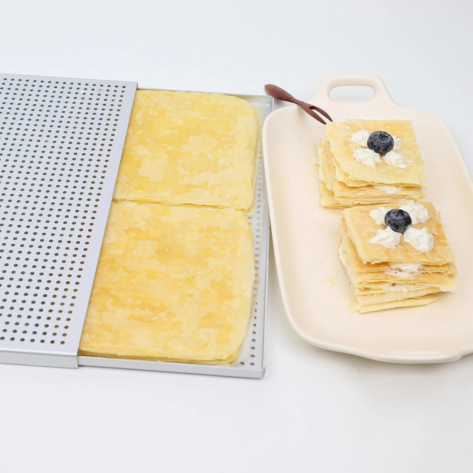 Zestaw 2 nieprzywierających patelni do pieczenia ciast francuskich i Mille Feuille perforowana taca do piekarnika na desery przybory kuchenne