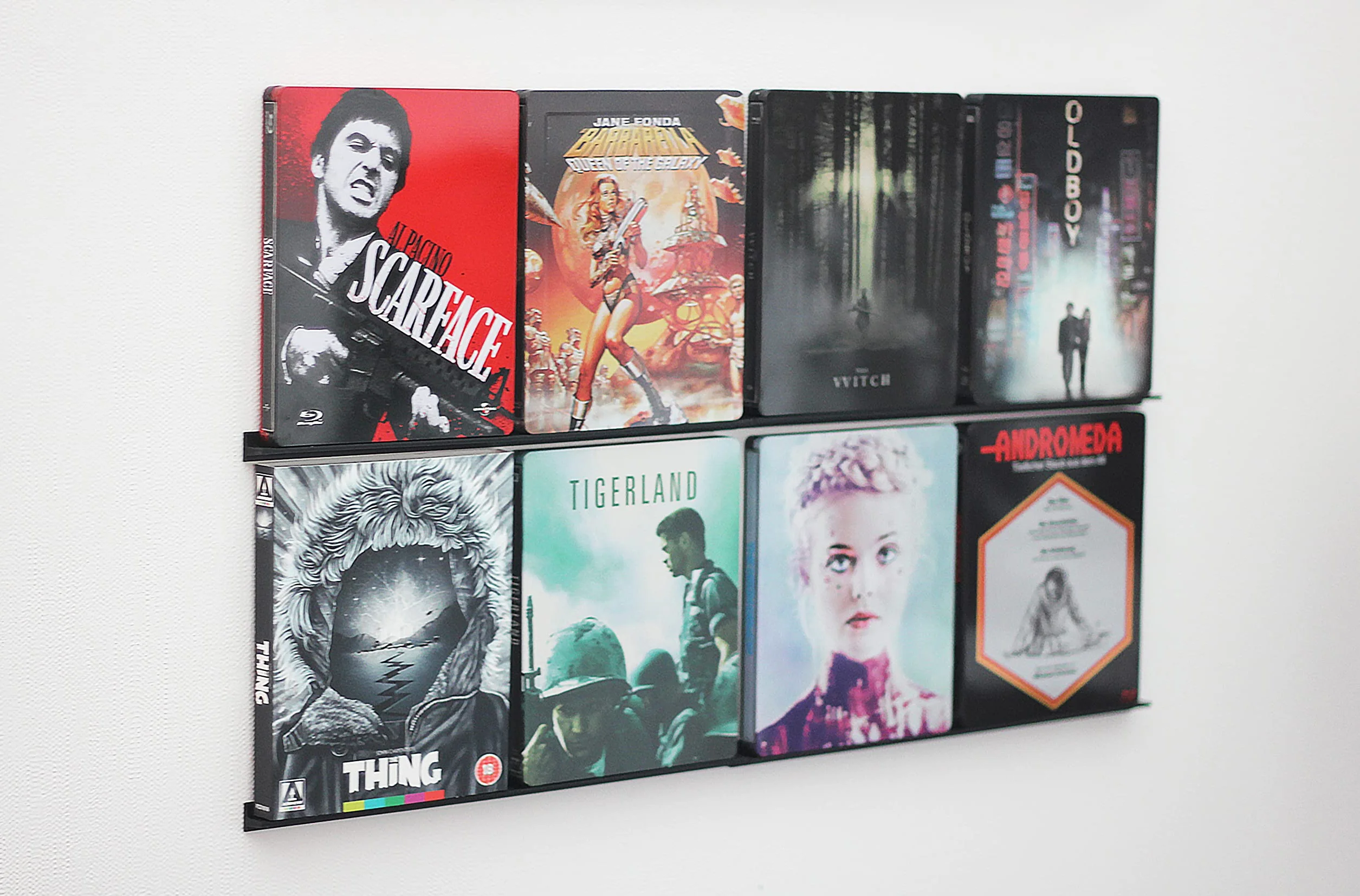 NewGround Designs Stojak ścienny na płyty DVD i Bluray (na 8 filmów), stalowy buk, stojak ścienny