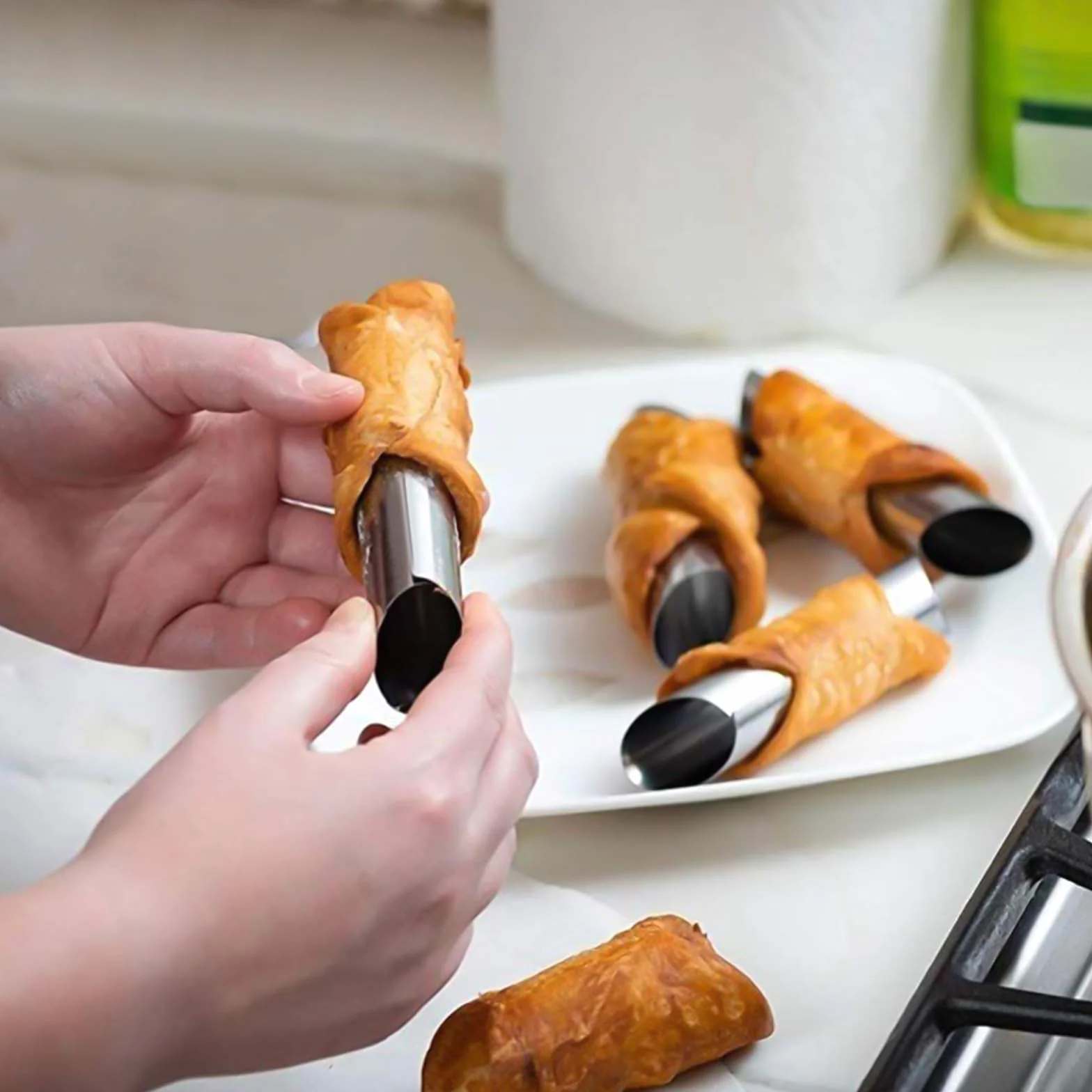 Cannoli 63 formy do pieczenia ze stali nierdzewnej, foremki do pieczenia Cannoli, zestaw rolek piankowych, rurki Cannoli, forma wkr?cana z 3 szczotkami do czyszczenia, kszta?t sto?ka do