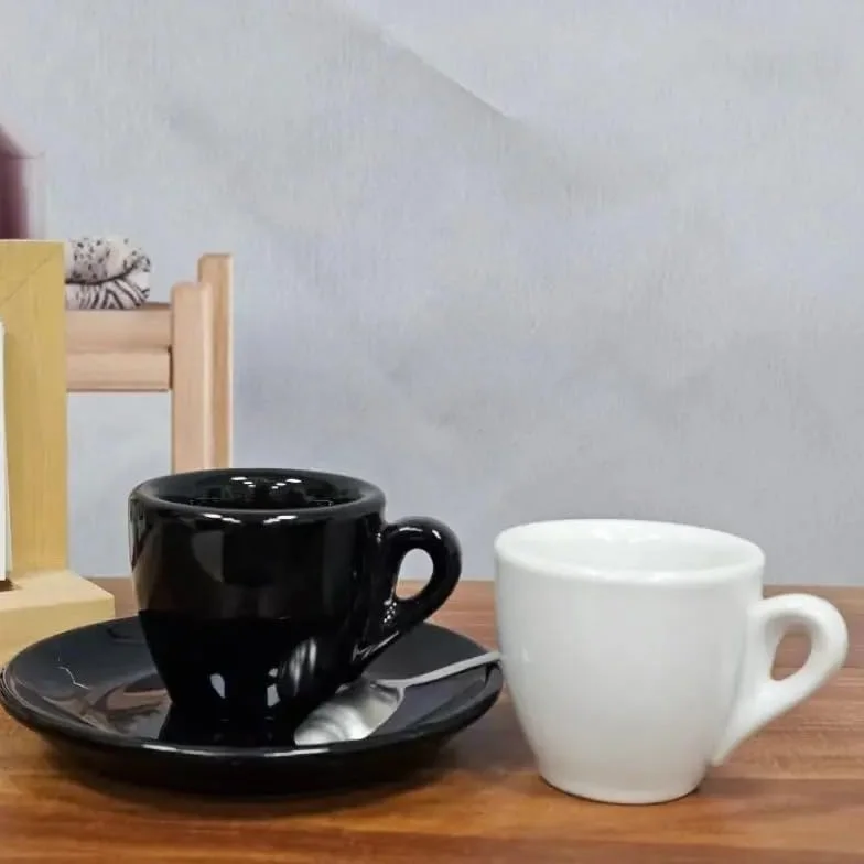 Duże ceramiczne kubki do kawy, Zestaw porcelanowy kubek do kawy i spodek 9 mm 50 ml czarno-biały(Schwarz)