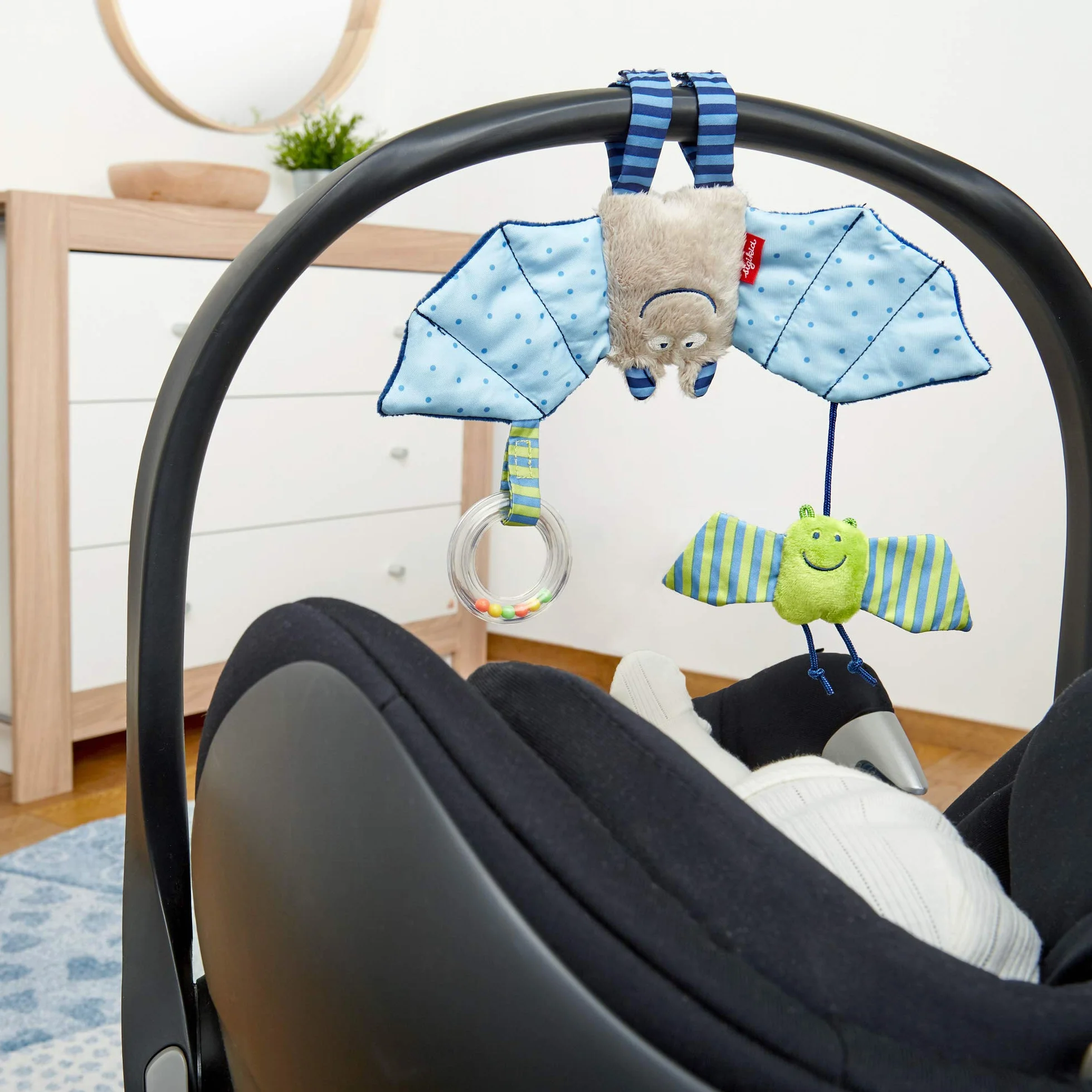 Sigikid 41013 Tekstylny Klips Mobilny do Foteli Samochodowych