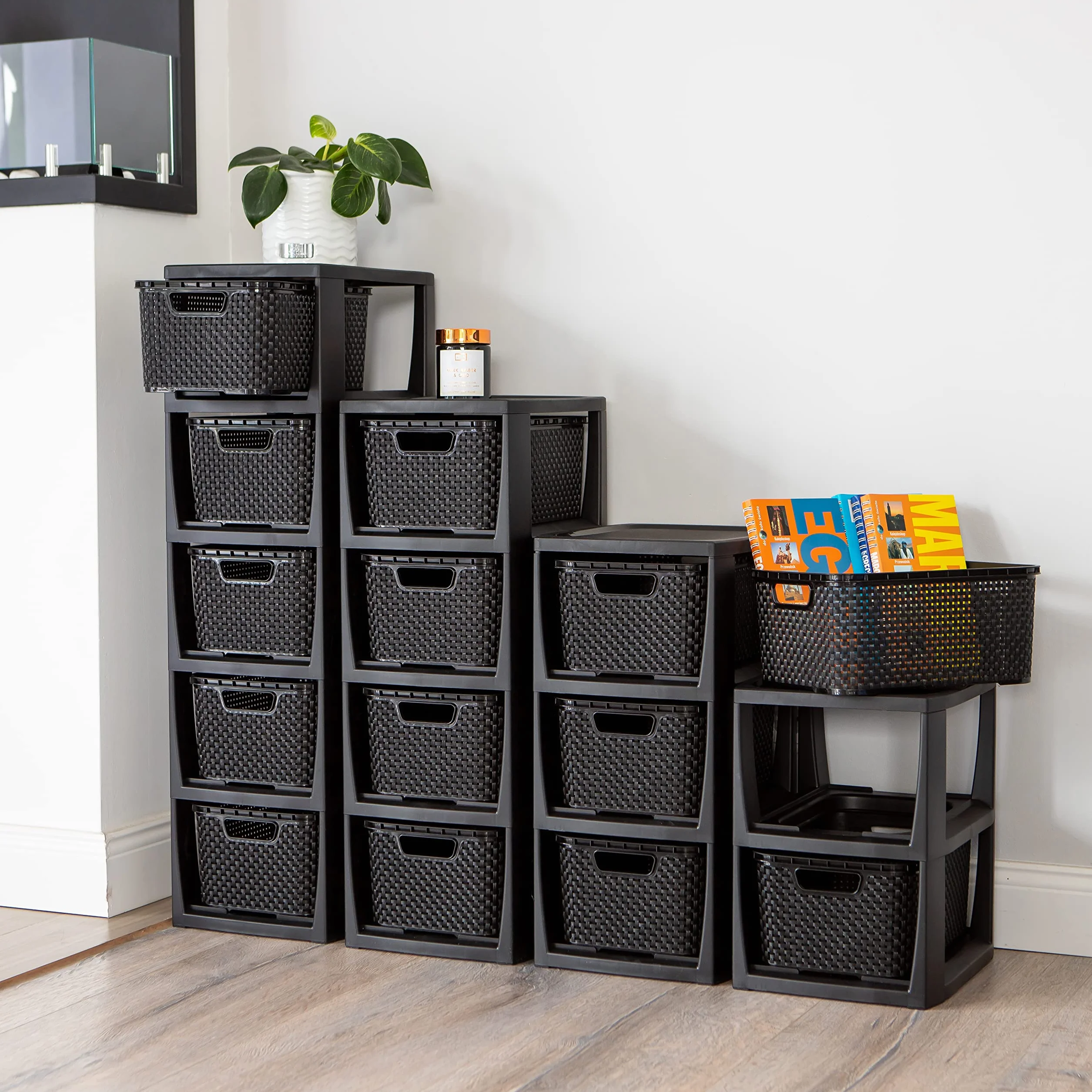 BranQ Regał rattanowy Home essential, tworzywo sztuczne PP bez BPA, czarny, 29,5 x 24 x 80 cm, 5 koszy