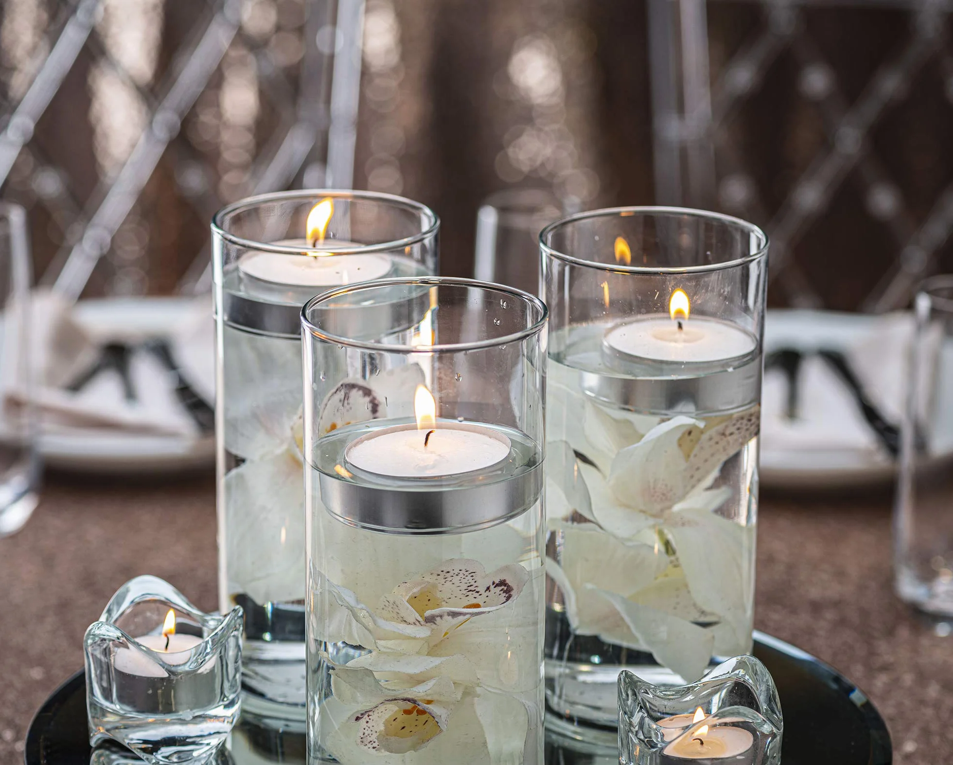 BOLSIUS Zestaw 100 bezzapachowych świec typu tealight, biały, 3,5 godz