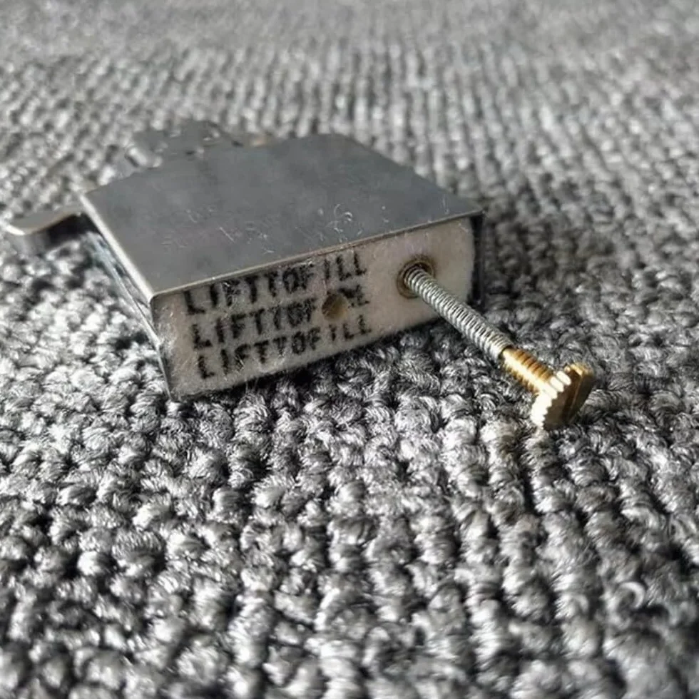 Wymienne śruby sprężynowe do zapalniczki naftowej do oleju benzynowego Zippo Zorro zapalniczek naprawa akcesoria do palenia papierosów, 3 szt