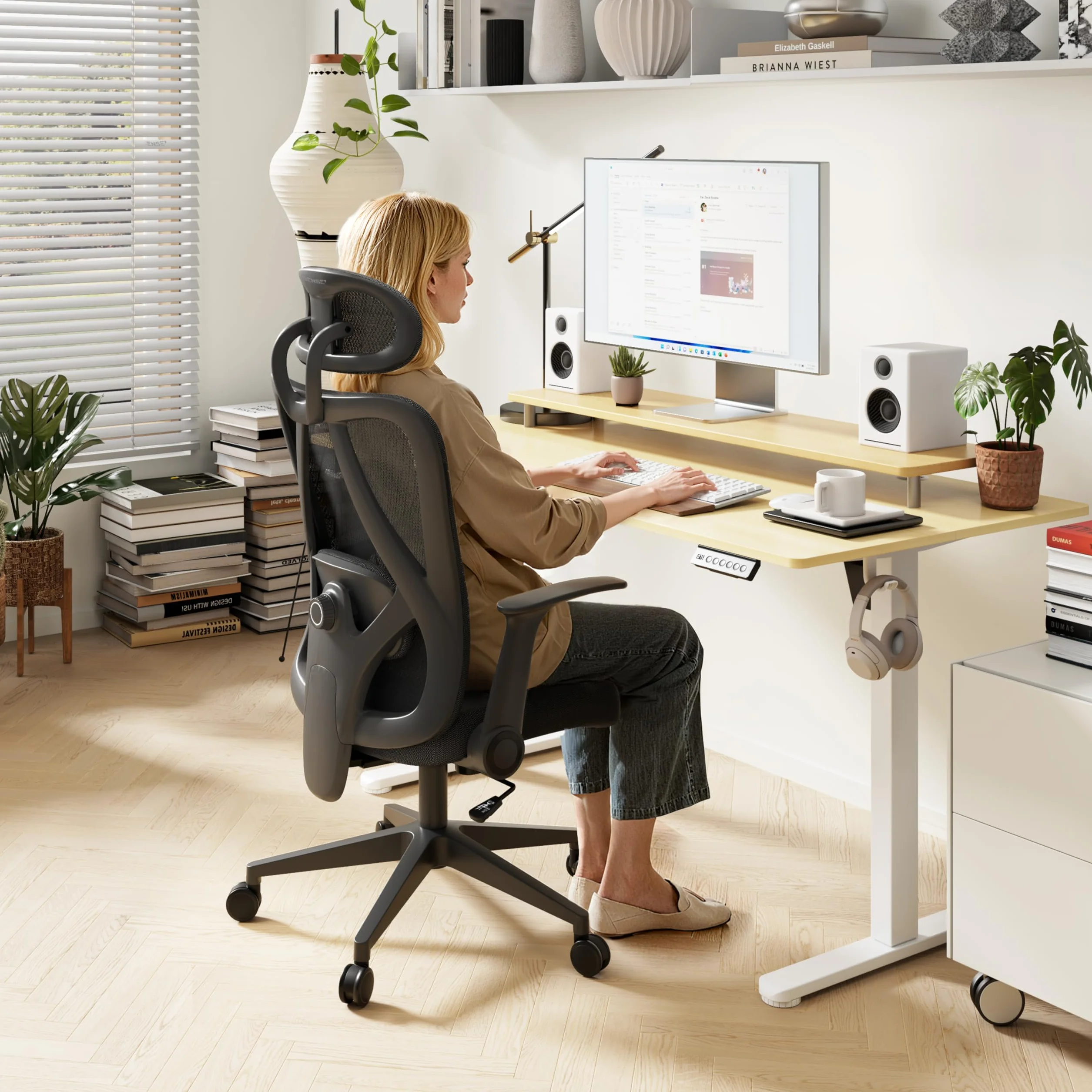 SENSE7 Fotel Biurowy Gamingowy Ergonomiczny Krzesło Obrotowe Biurowe Regulowany dla Home Office Graczy do 150kg Oddychająca Tkanina Regulowany Zagłówek z Podparciem Podłokietnikami 2D – Noxo Czarny