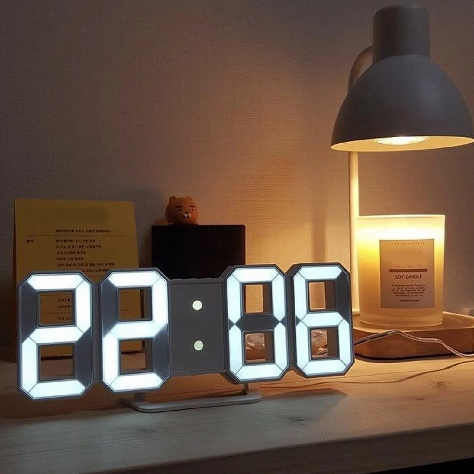 Zerodis Cyfrowy zegar ścienny, cyfrowy budzik 3D LED na biurko z wyświetlaczem czasu i temperatury, oświetlenie LED, lampka nocna, dekoracyjne zegary do kuchni, sypialni, biura (biała rama, biały