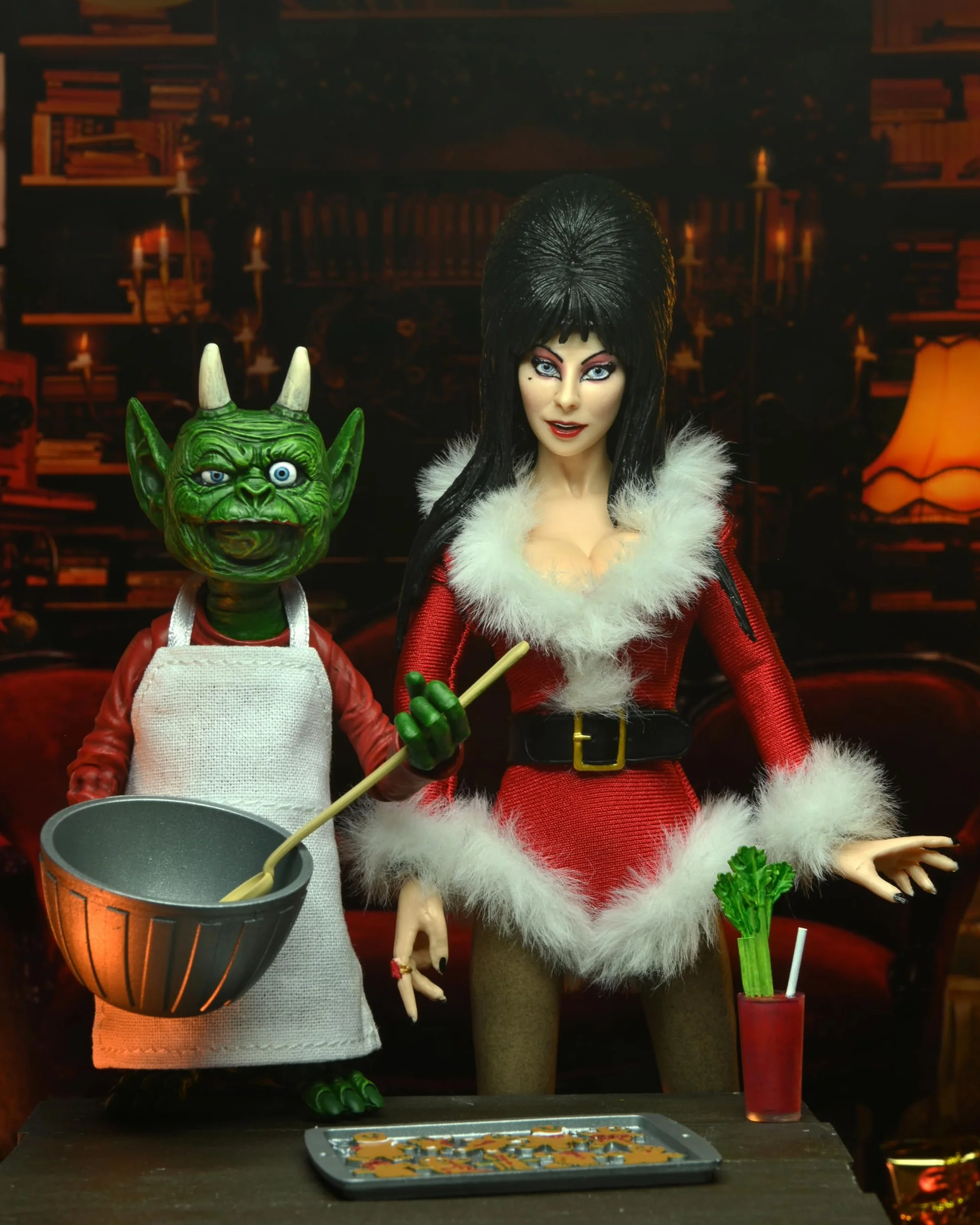 Elvira, Mistress of the Dark figurka ubrana bardzo straszne Boże Narodzenie Elvira 20 cm