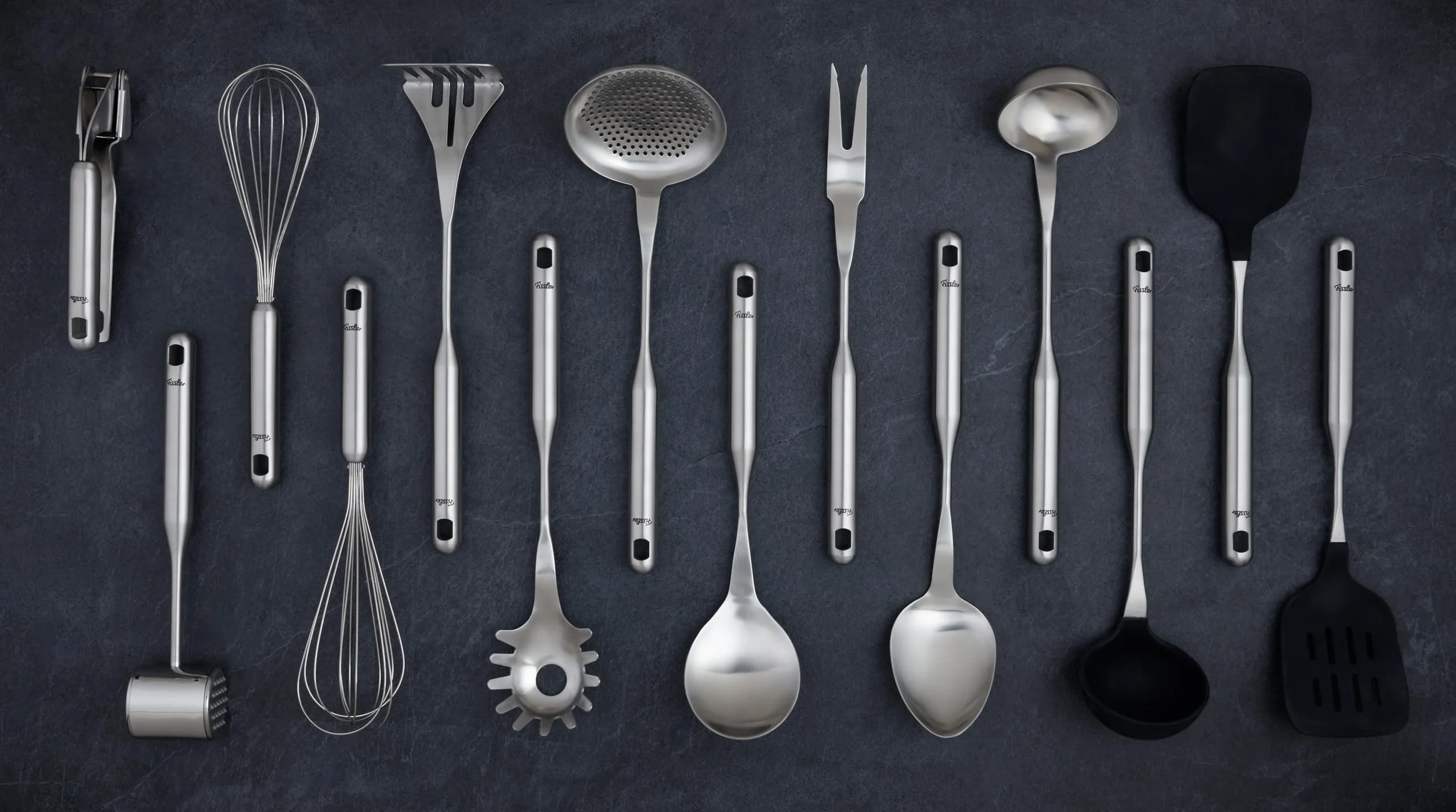 Fissler Essential/łyżka do spaghetti ze stali nierdzewnej (34 cm), duża łyżka do makaronu, z oczkiem do zawieszania, nadaje się do mycia w zmywarce