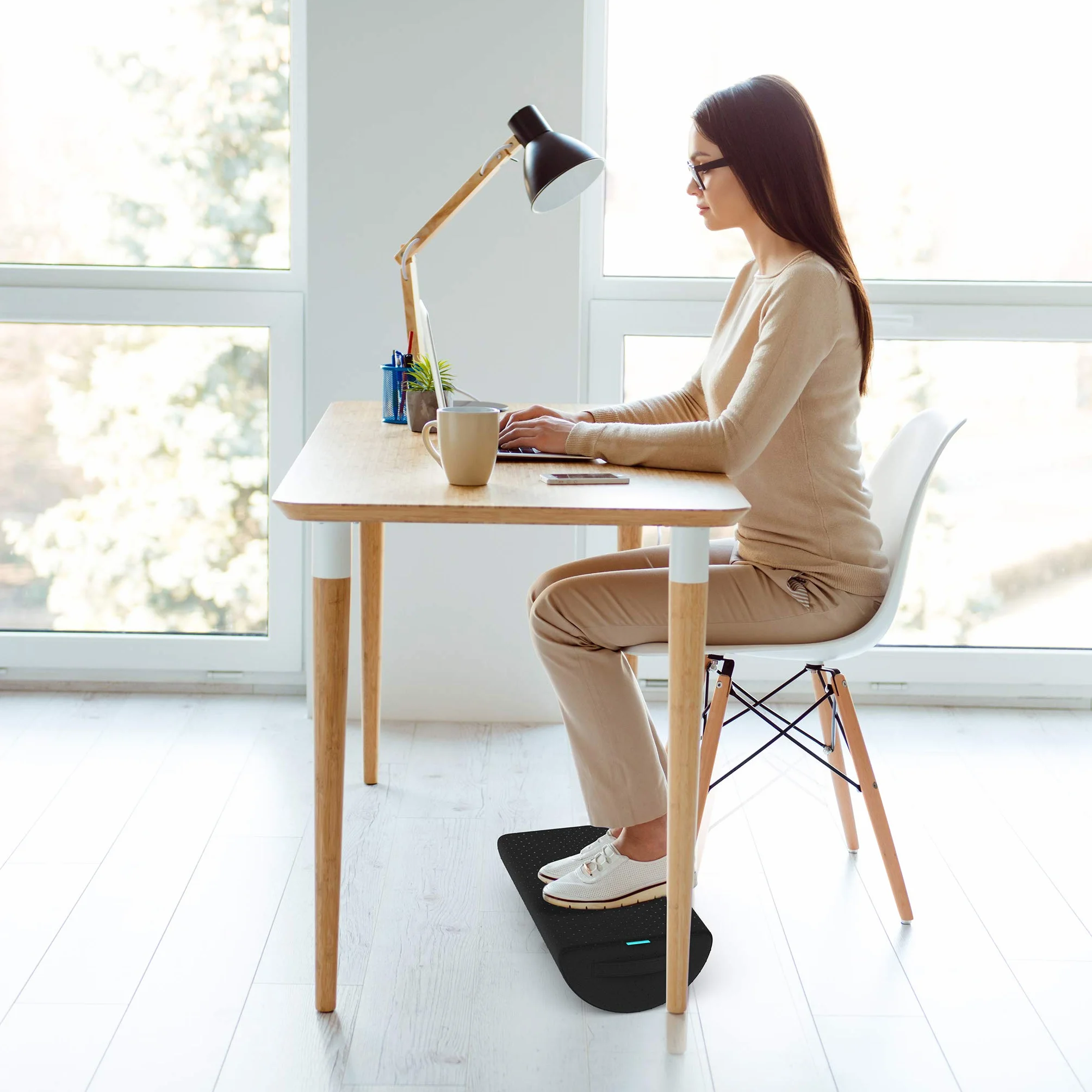 bonmedico Podnóżek biurko 3 w 1 – ergonomiczna poduszka pod stopę, poduszka na kolana i podnóżki z antypoślizgową powierzchnią i nadającą się do prania poszewką, kolor czarny
