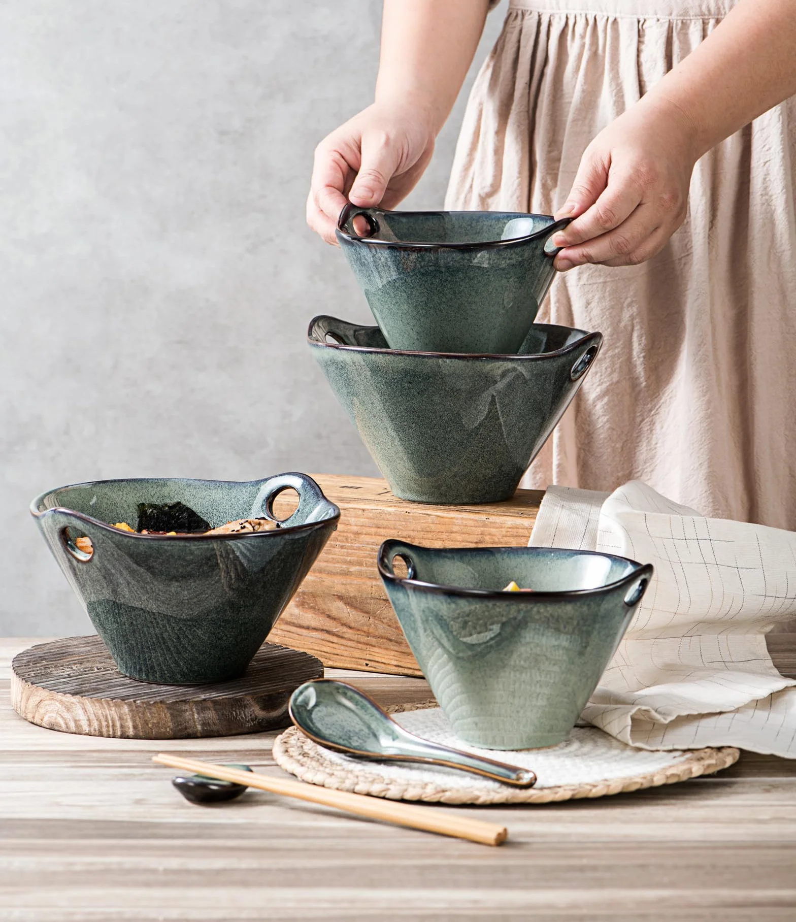 Ramen miska na zupę, zestaw misek na zupę wraz z pałeczkami i łyżeczkami, zielony zestaw ceramiczny dla 2 osób na zupę, ramen i miskę do sushi – 600 ml