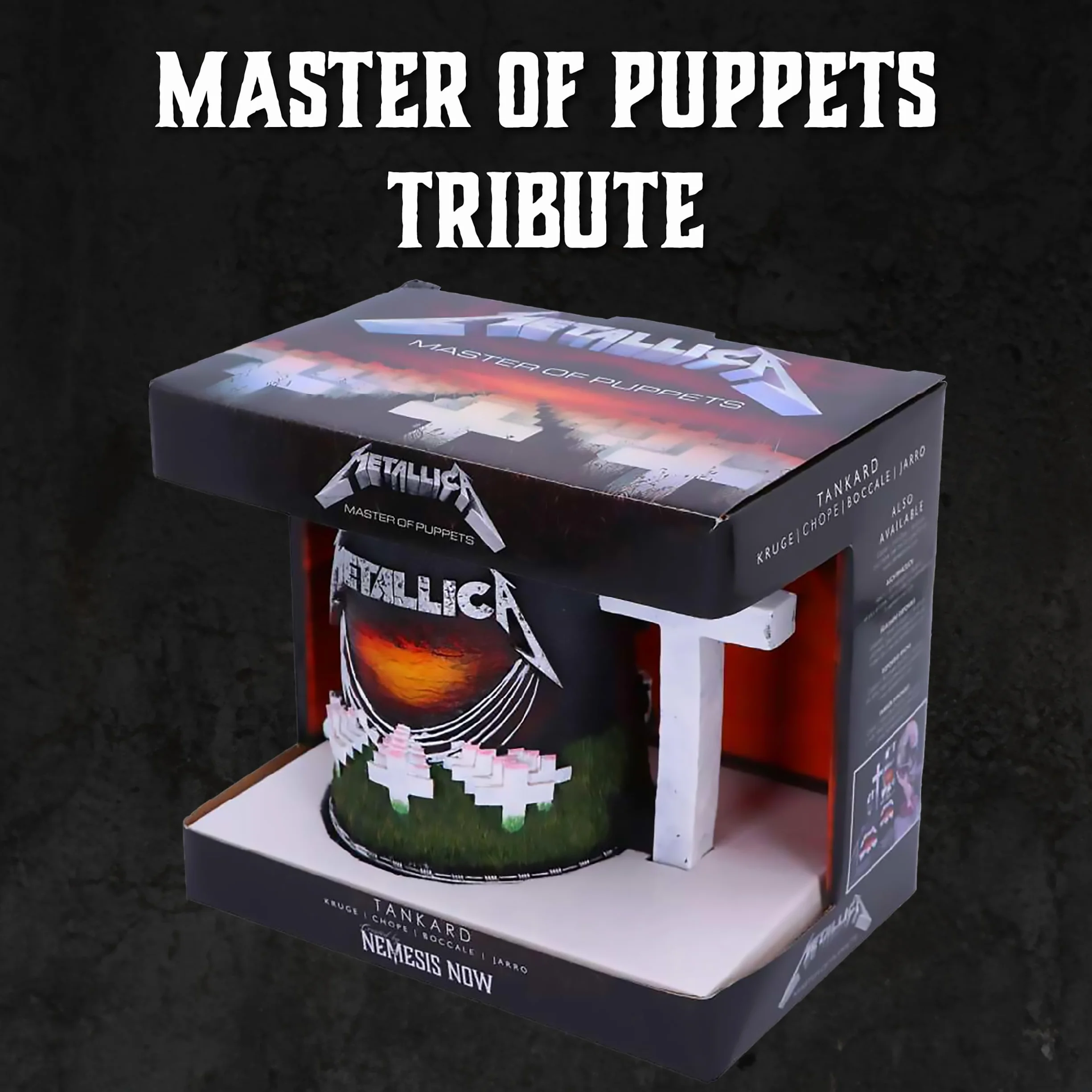 Nemesis Now Metallica-Master of Puppets kufel z żywicy, czarny