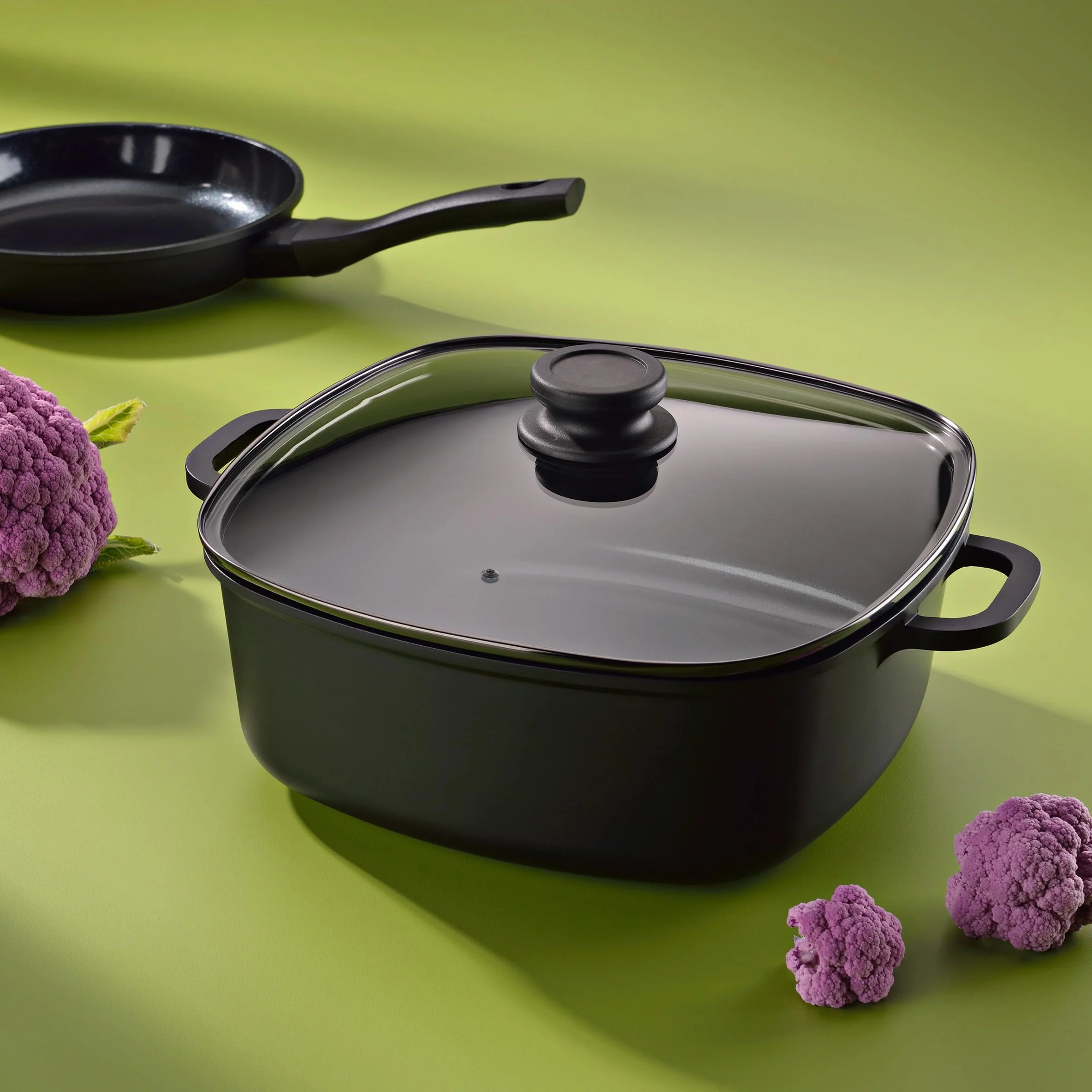 kela ATURA patelnia owalna, 8 litrów, Dutch Oven, żeliwna brytfanna z pokrywką, indukcyjna, odlew aluminiowy, powlekany ceramiką, nie zawiera PFAS