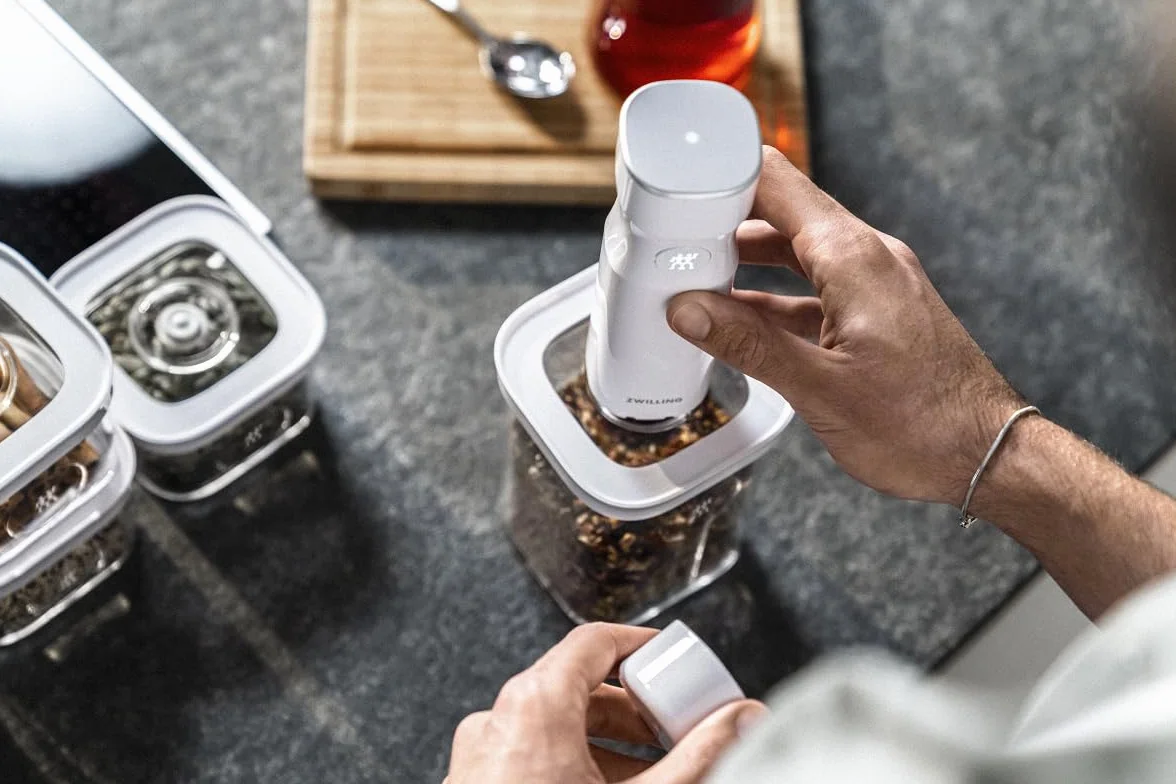ZWILLING FRESH & SAVE CUBE Zestaw startowy próżniowy 6-częściowy do przechowywania, rozmiar S