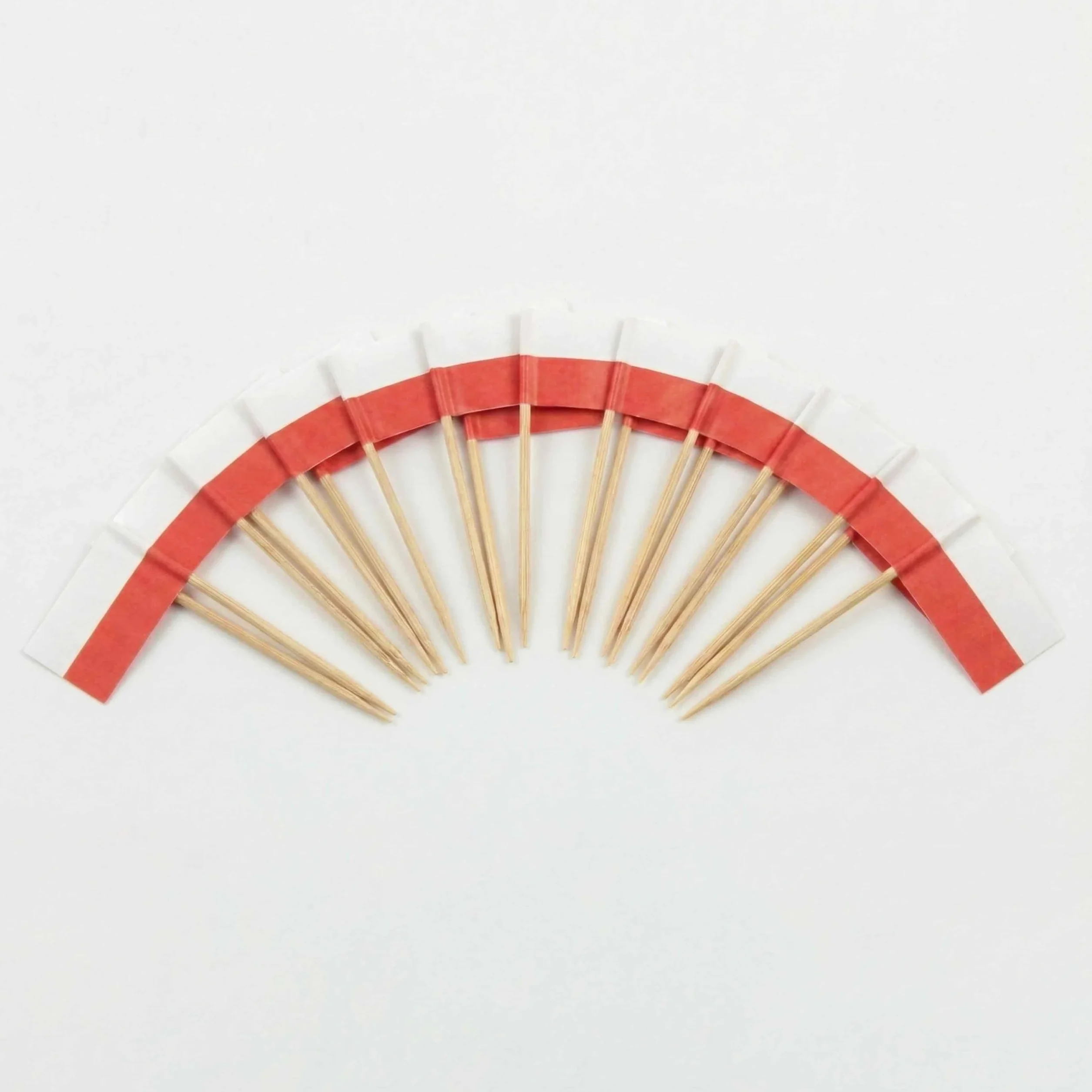 120 Szt. Wykałaczek koktajlowych z flagą Polski - 6,5 cm (2,5 in) Wykałaczki bambusowe z mini flagami - Wykałaczki dekoracyjne do przekąsek i napojów - od Mobi Lock