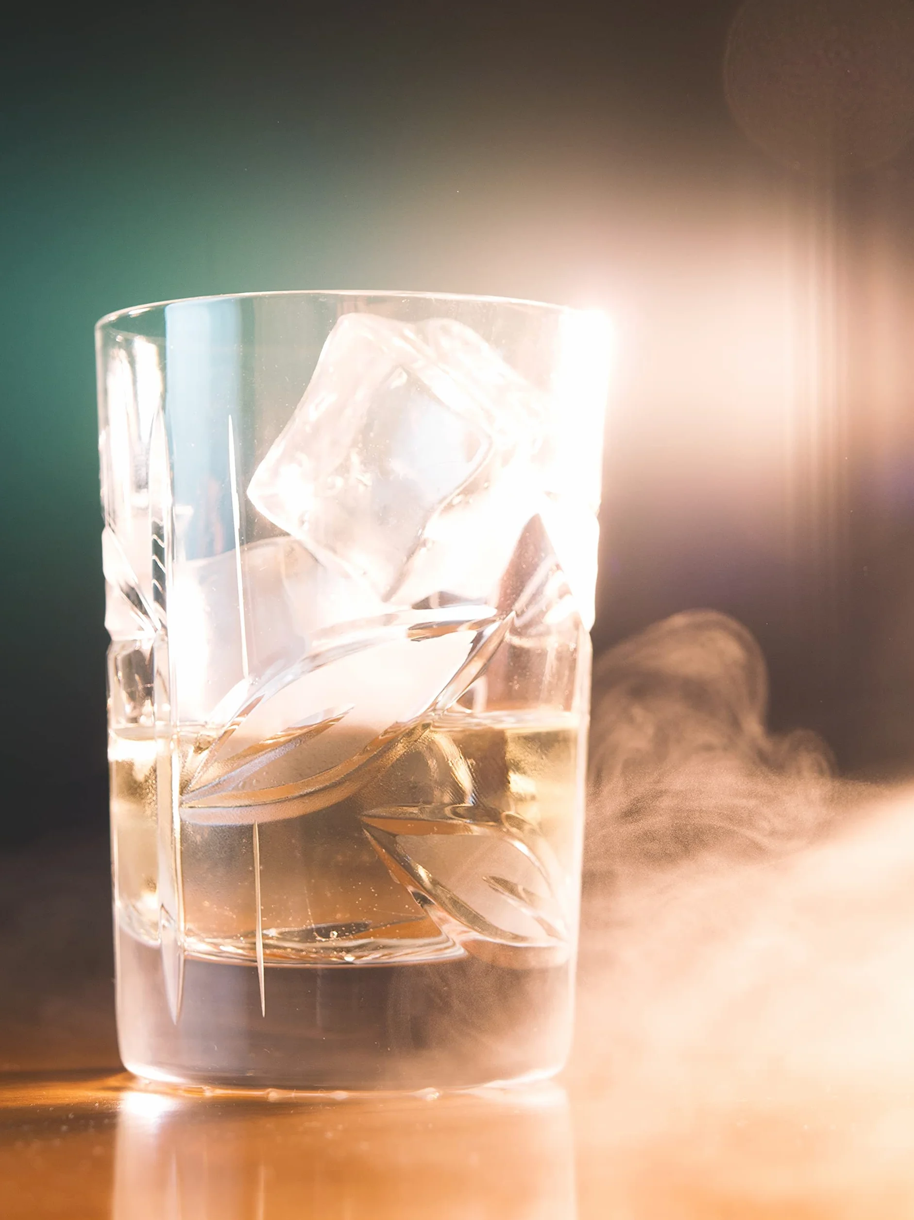 Szklanka do ginu – szklanka typu highball – wino – koktajl – coupe – zestaw 6 kryształowych kieliszków – szkło – matowe liście – ręcznie cięta – każda szklanka waży 170 ml – wyprodukowana w Europie