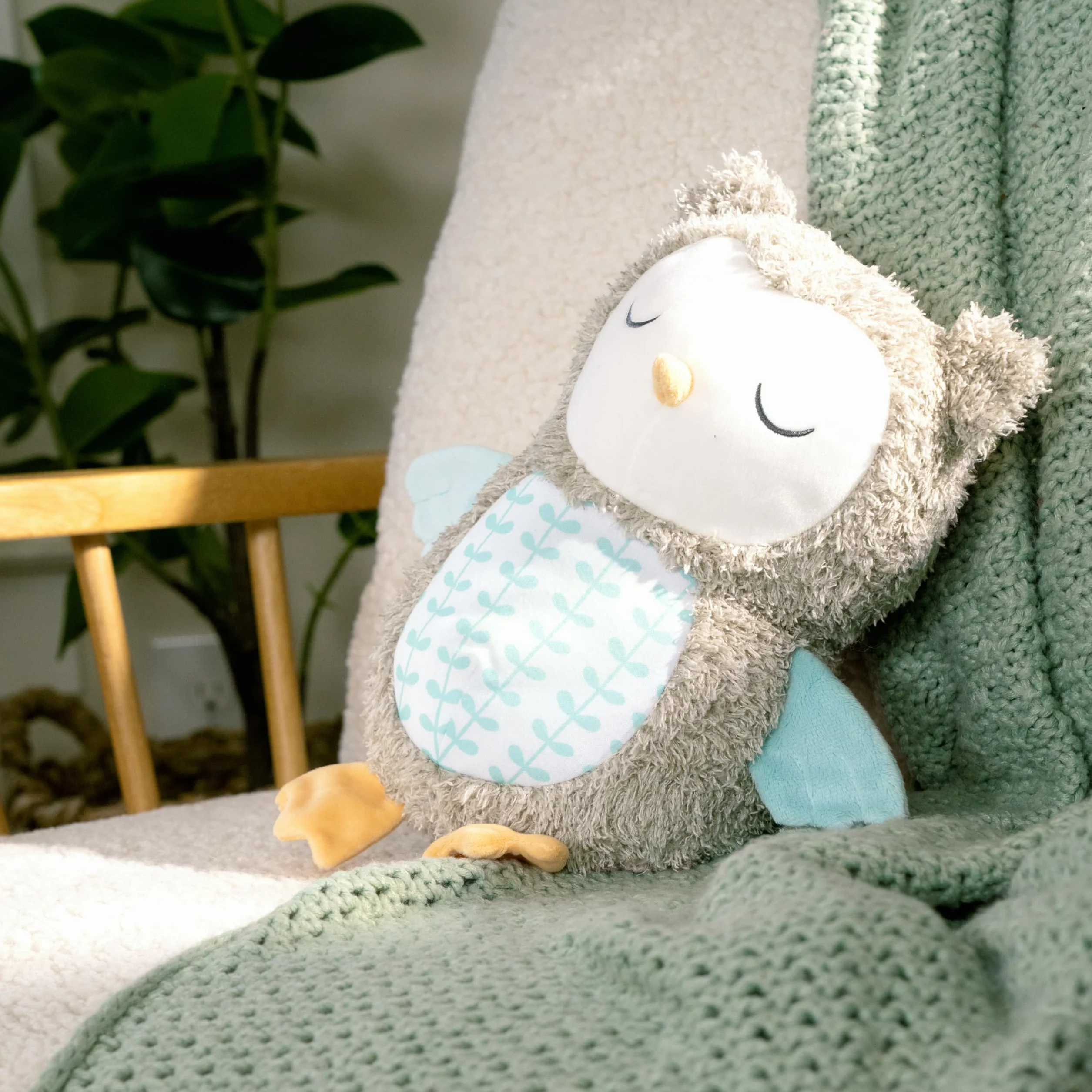 Ingenuity, pluszowa sowa Nally the Owl z zabawnymi dźwiękami i muzyką Bluethooth, od 0 do 36 miesięcy, unisex