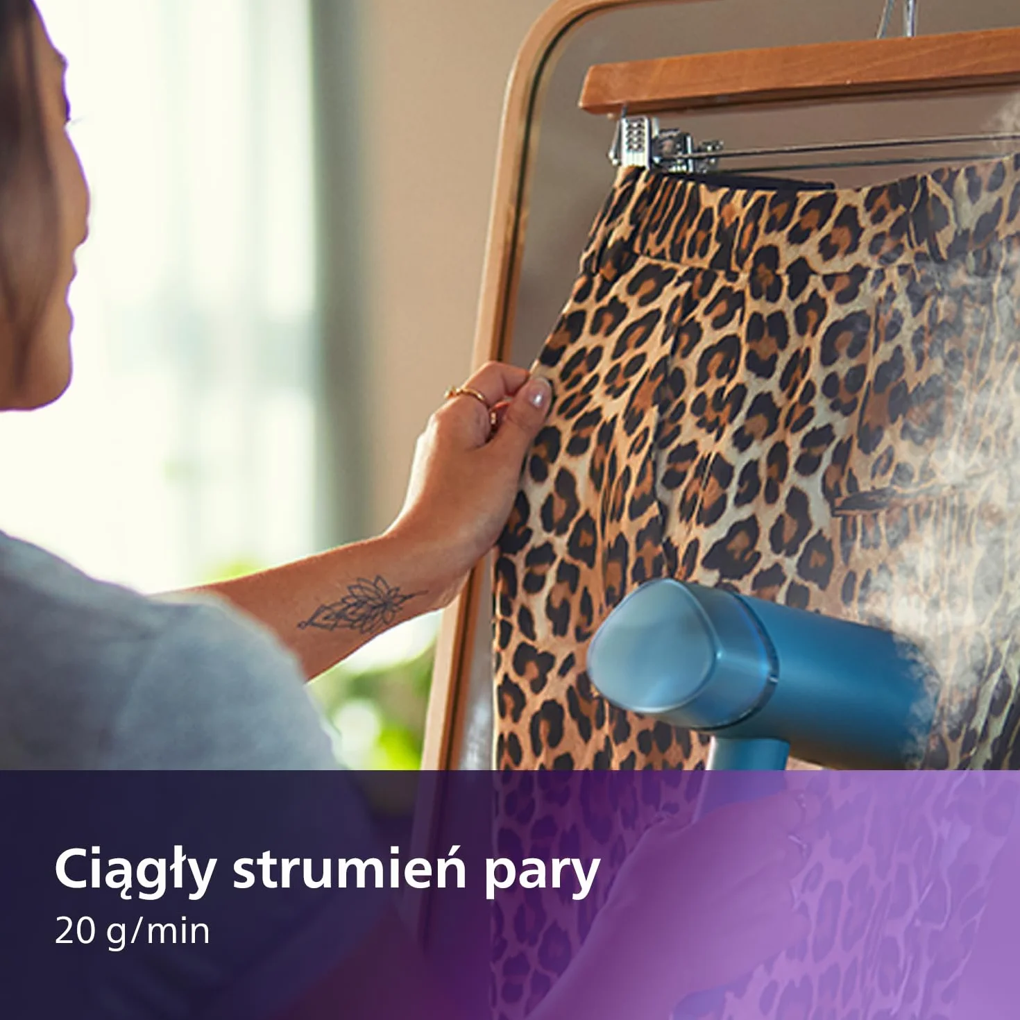 Philips Parownica Ręczna Serii 3000 - Moc 1000 W, 20 g/min Ciągłej Pary, Odłączany Zbiornik na Wodę o pojemności 100 ml, Plastikowa Płytka, Niebieski (STH3000/20)