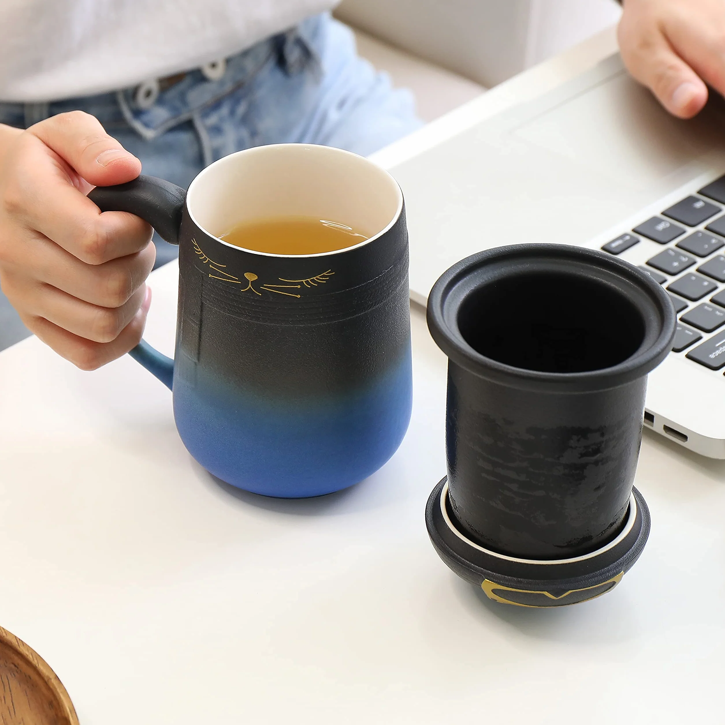 TEANAGOO Ceramiczny kubek zaparzający dla kota z pokrywką, 460 ml, gradient niebieski do czarnego, duży japoński zestaw filiżanek do herbaty, szklany kubek z dyfuzorem herbaty japoński kubek do kawy