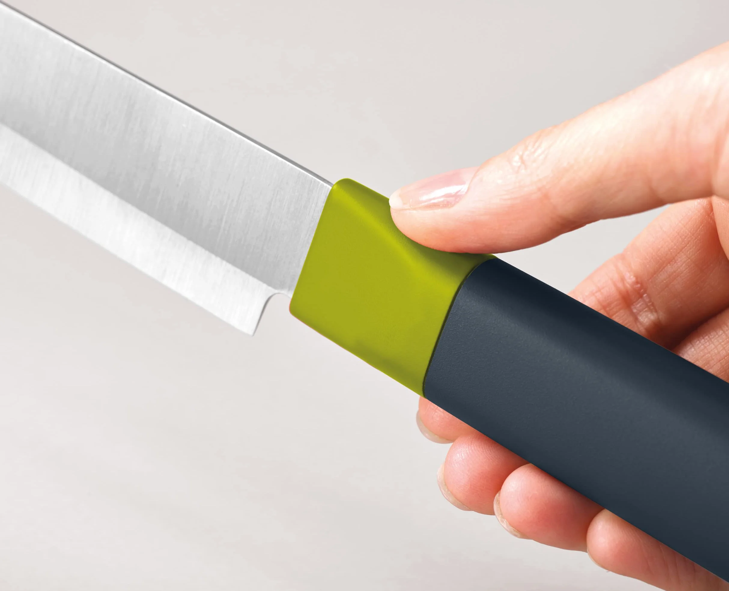 Joseph Joseph Duo 5-częściowy zestaw blokowych noży kuchennych, zawiera noże do warzyw, nóż szefa kuchni i nóż Santoku, opal/wielokolorowy