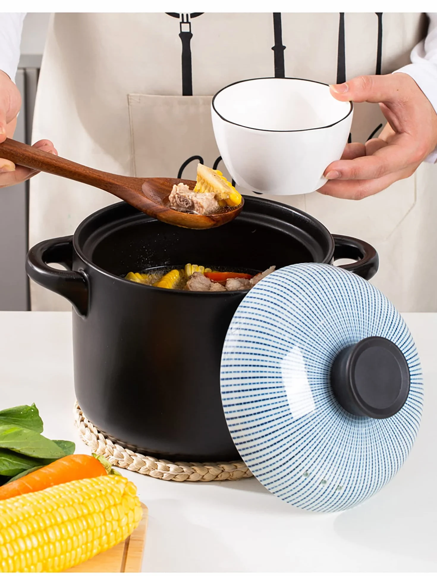 Ceramiczna miska z pokrywką(2.5l)