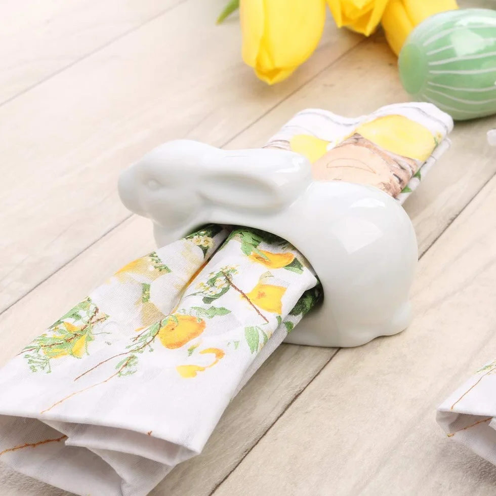 Porcelanowy pierścień na serwetki zając 7,5 cm (**)