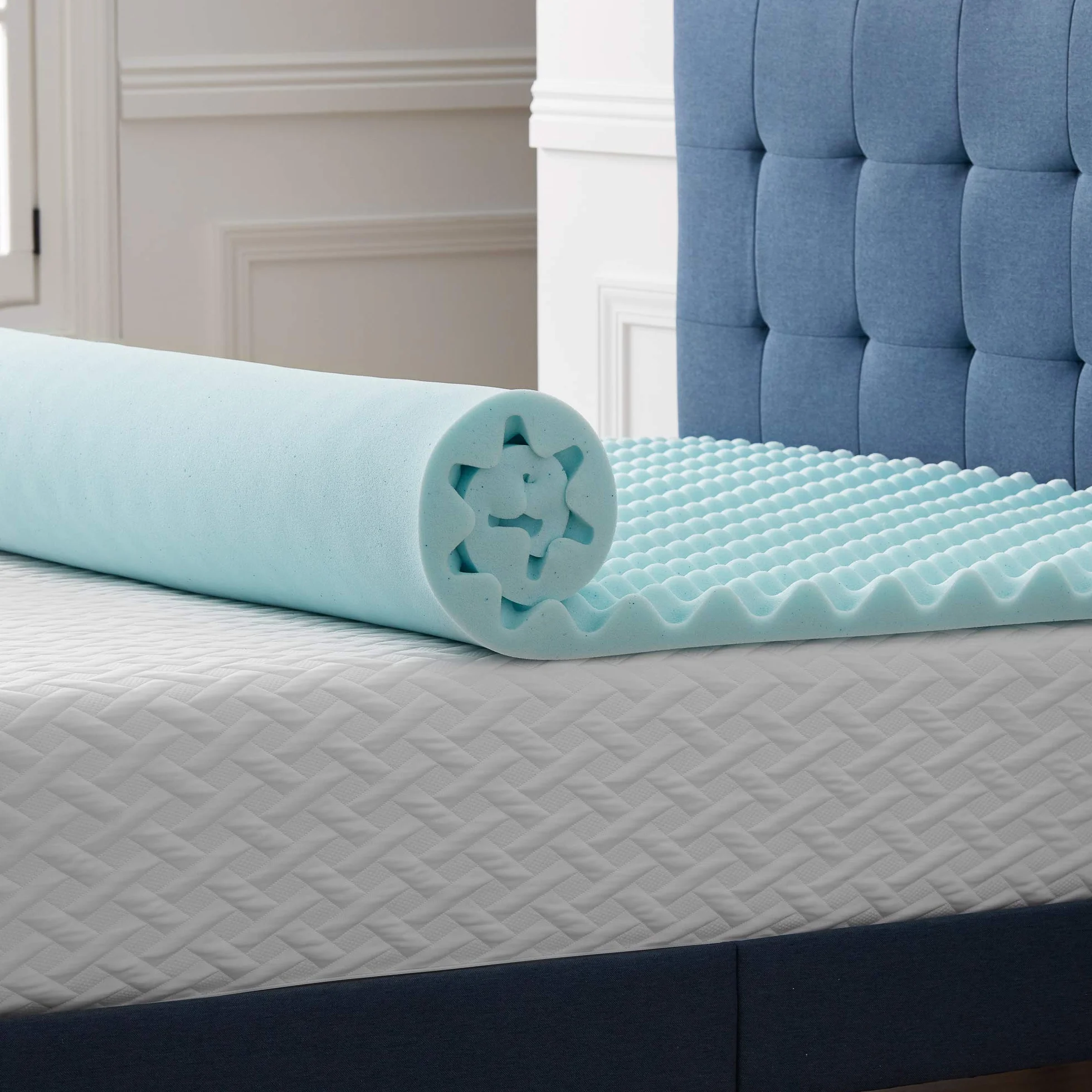 LUCID Nakładka na materac – 5 cm, żelowa pianka z pamięcią kształtu, ergonomiczna, falista i oddychająca, Öko-Tex, 150 x 200 cm, niebieska
