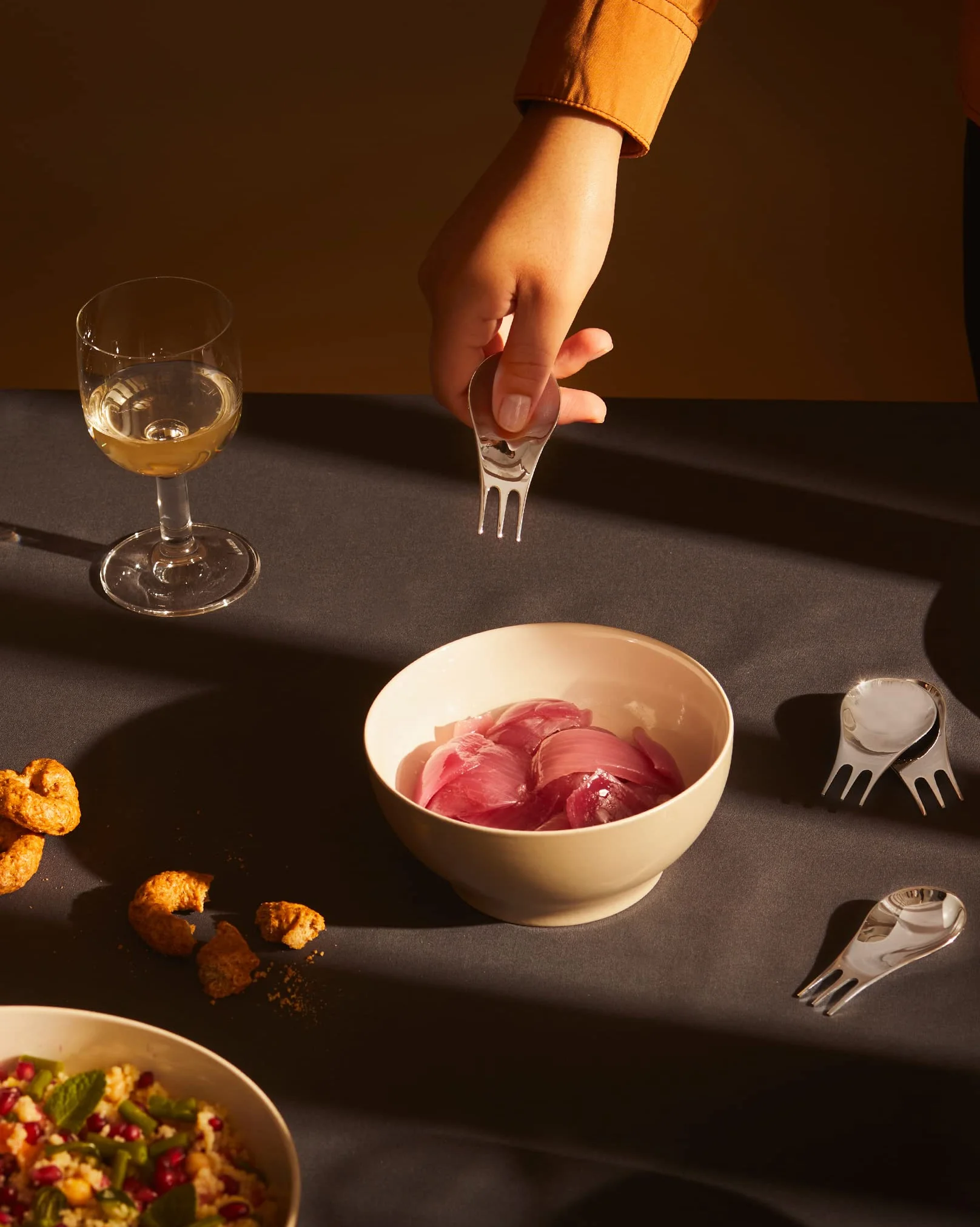 Alessi Moscardino GIMR01S4 Zestaw czterech sztućców wielofunkcyjnych Design, podsumowanie widelca i łyżki, polerowana stal nierdzewna 18/10
