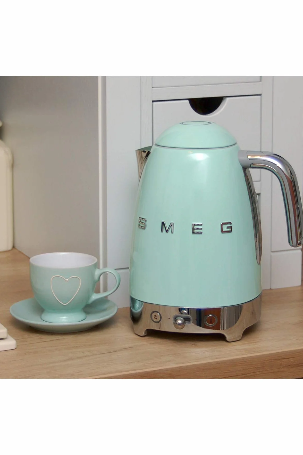 Smeg KLF04PGEU bouilloire 1,7 L 2400 W Vert