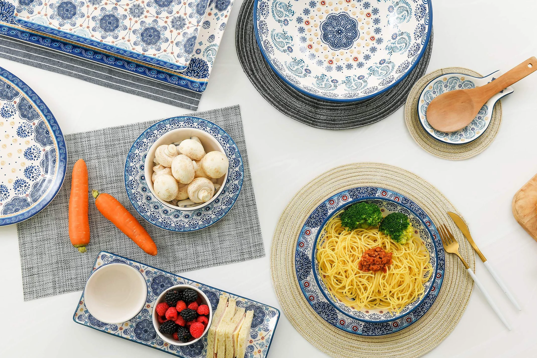 Bico Blue Talavera 765 ml ceramiczne miski na musli, zestaw 4 sztuk, do makaronu, sałatki, płatków śniadaniowych, zupy i kuchenki mikrofalowej i zmywarki