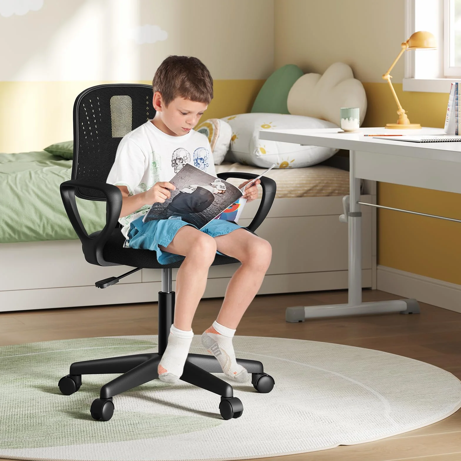 Krzesło biurkowe dla dzieci obrotowe ergonomiczne z kółkami oddychająca tkanina siatkowa automatycznie regulowane czarne
