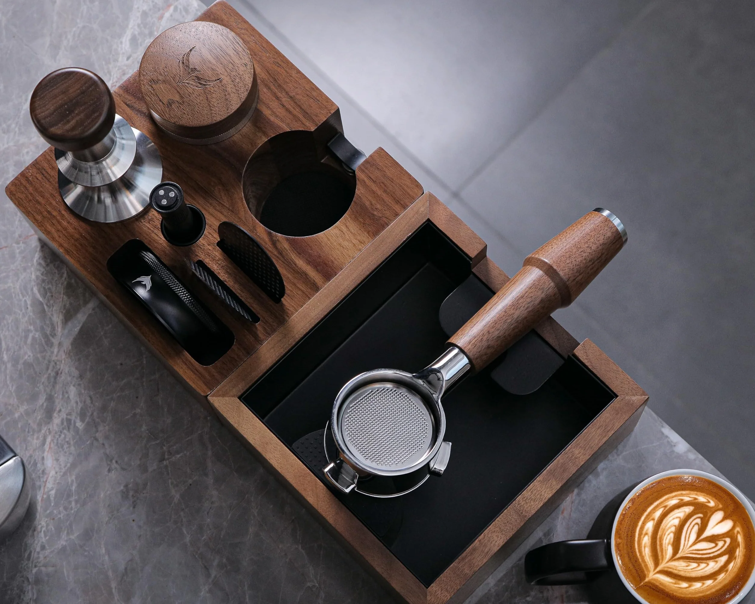 Espresso Bottomless Uchwyt filtra bez dna ze stali nierdzewnej z uchwytem z orzecha włoskiego (orzech, pasuje do 54 mm Sage/Breville)