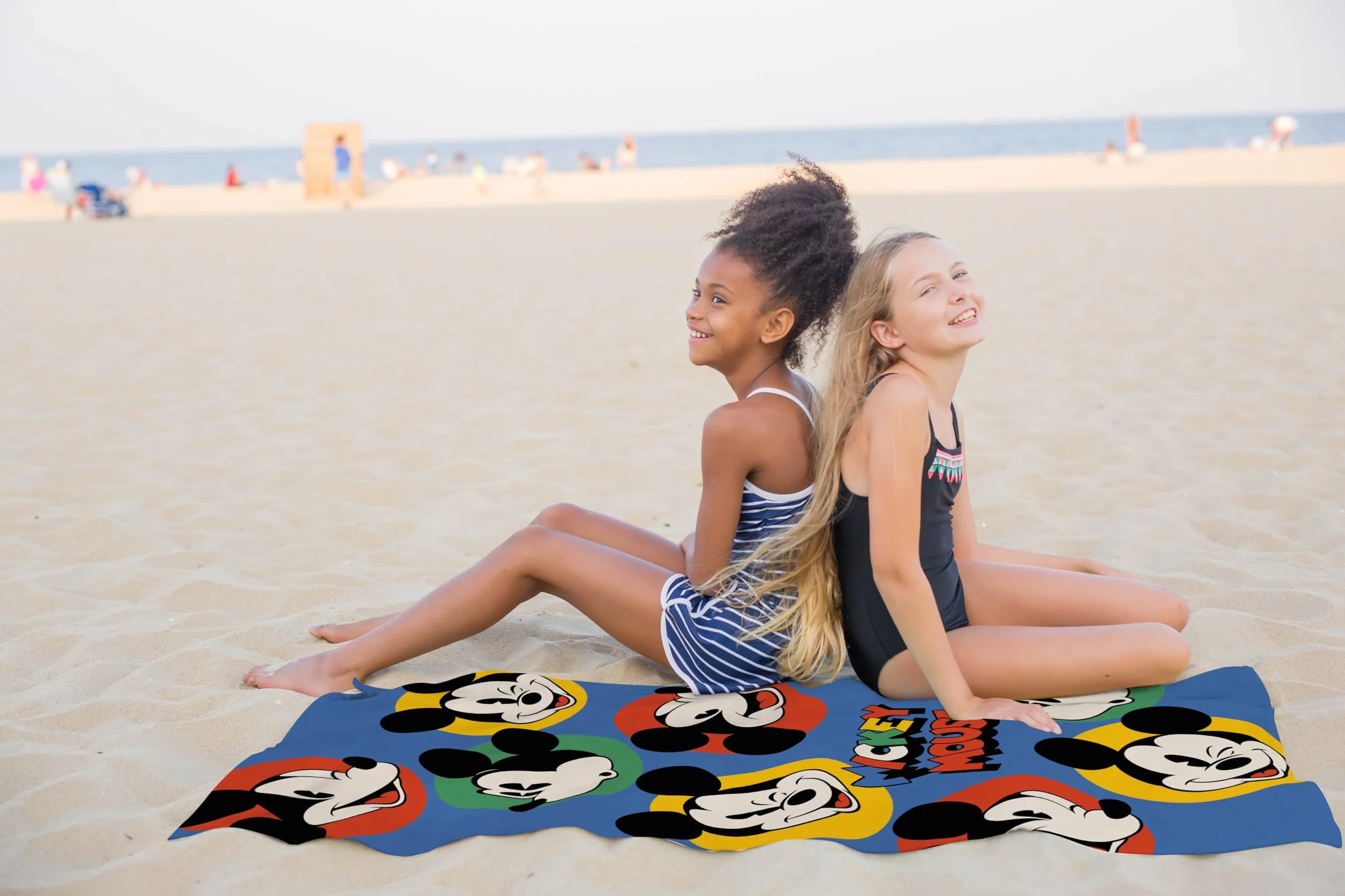 Jay Franco Disney Myszka Miki Ręcznik plażowy 100% bawełna 71 x 147 cm