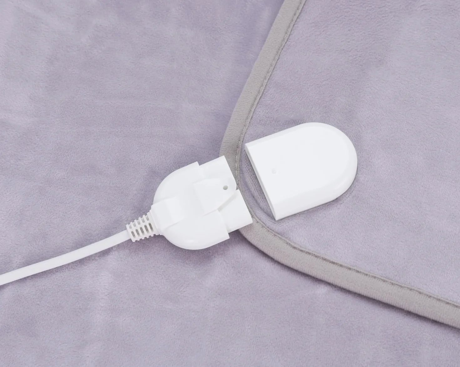 Adler Elektryczne łóżka grzewcze, 60 W, 3 stopnie temperatury, nadaje się do prania, 150 x 80 cm, ochrona przed przegrzaniem, polar poliestrowy, perłowy
