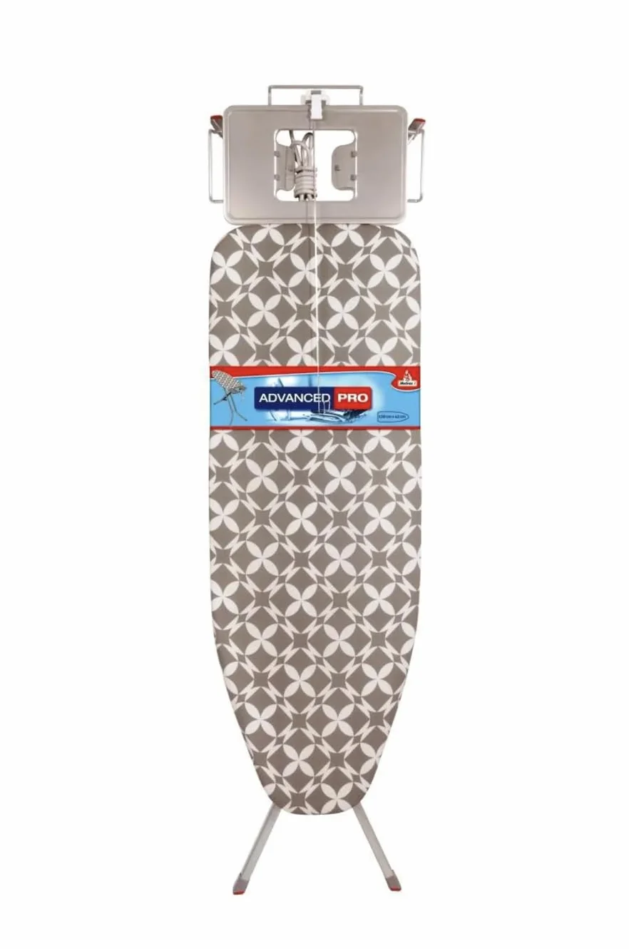 Advanced PRO deska do prasowania z przedłużeniem gniazdka, uchwytem na kabel, półką na żelazko, antypoślizgowa – regulacja wysokości do 99 cm, składana, powierzchnia prasowania 120 x 42 cm