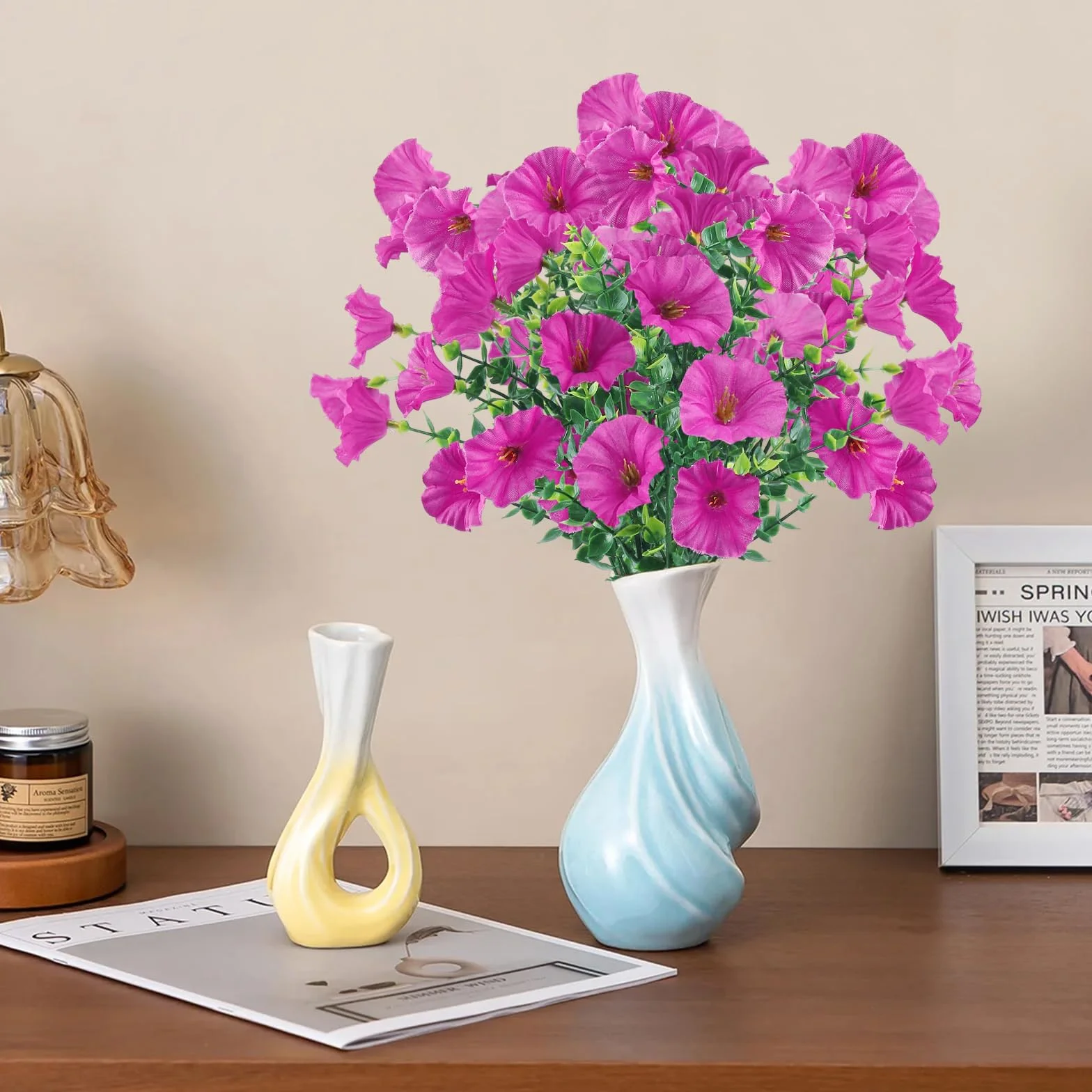 YUE QIN Sztuczne kwiaty do użytku na zewnątrz, 6 wiązek sztucznych roślin balkonowych, pelargonie, sztuczne kwiaty, jak prawdziwa petunia, realistyczne plastikowe kwiaty do użytku na zewnątrz, do