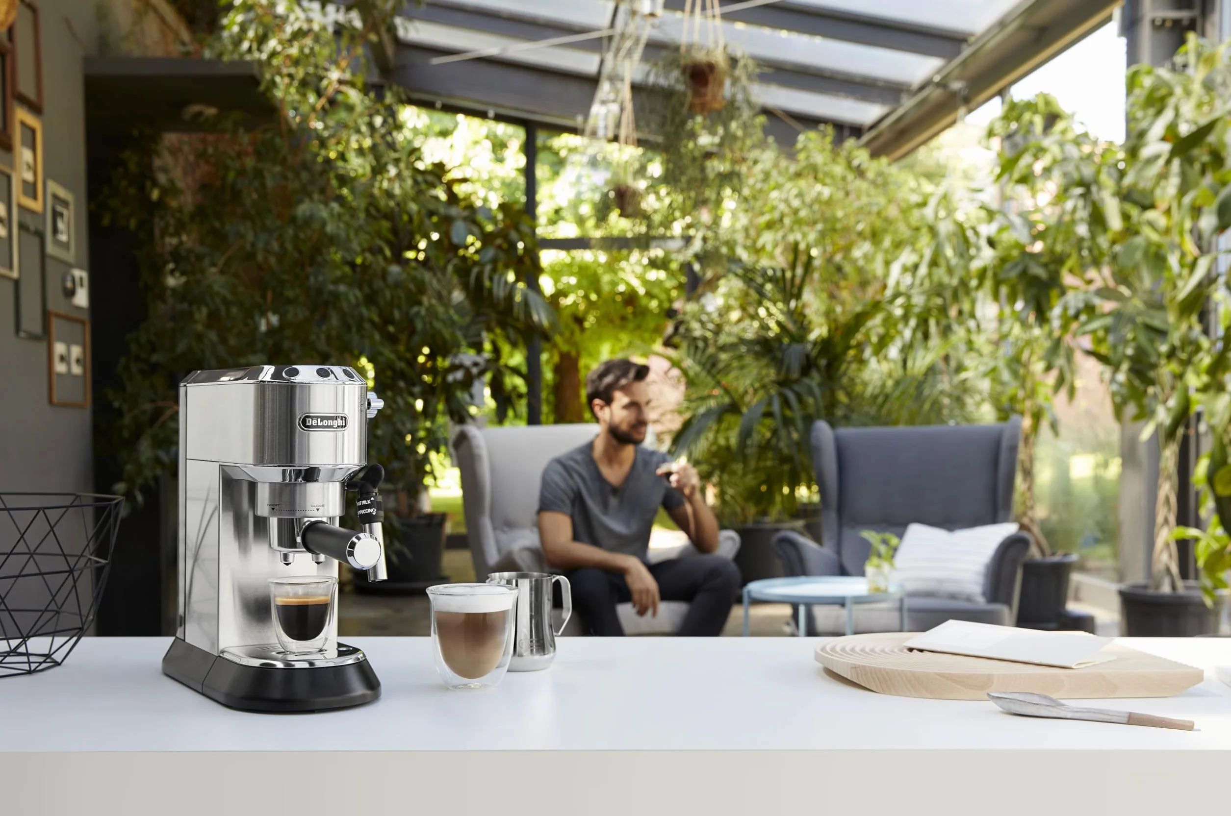 De'Longhi Dedica Style Ekspres do Kawy, Srebrny, 1350W 220V