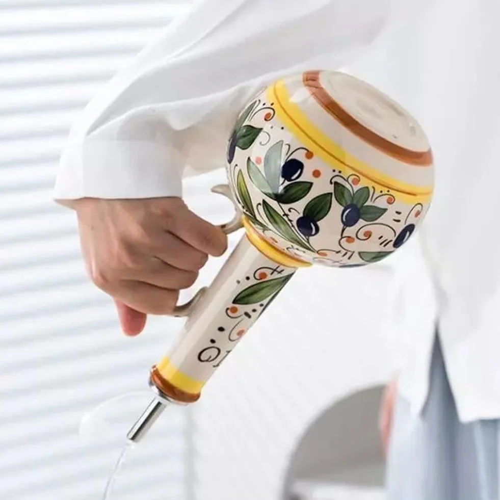 23 uncji włoska ceramiczna butelka dozująca oliwy z oliwek, ręcznie malowana dekoracyjna karafka do kuchni, salonu, domu, do kawy z wylewkiem ze stali nierdzewnej do olejów, syropów do kawy, sosów