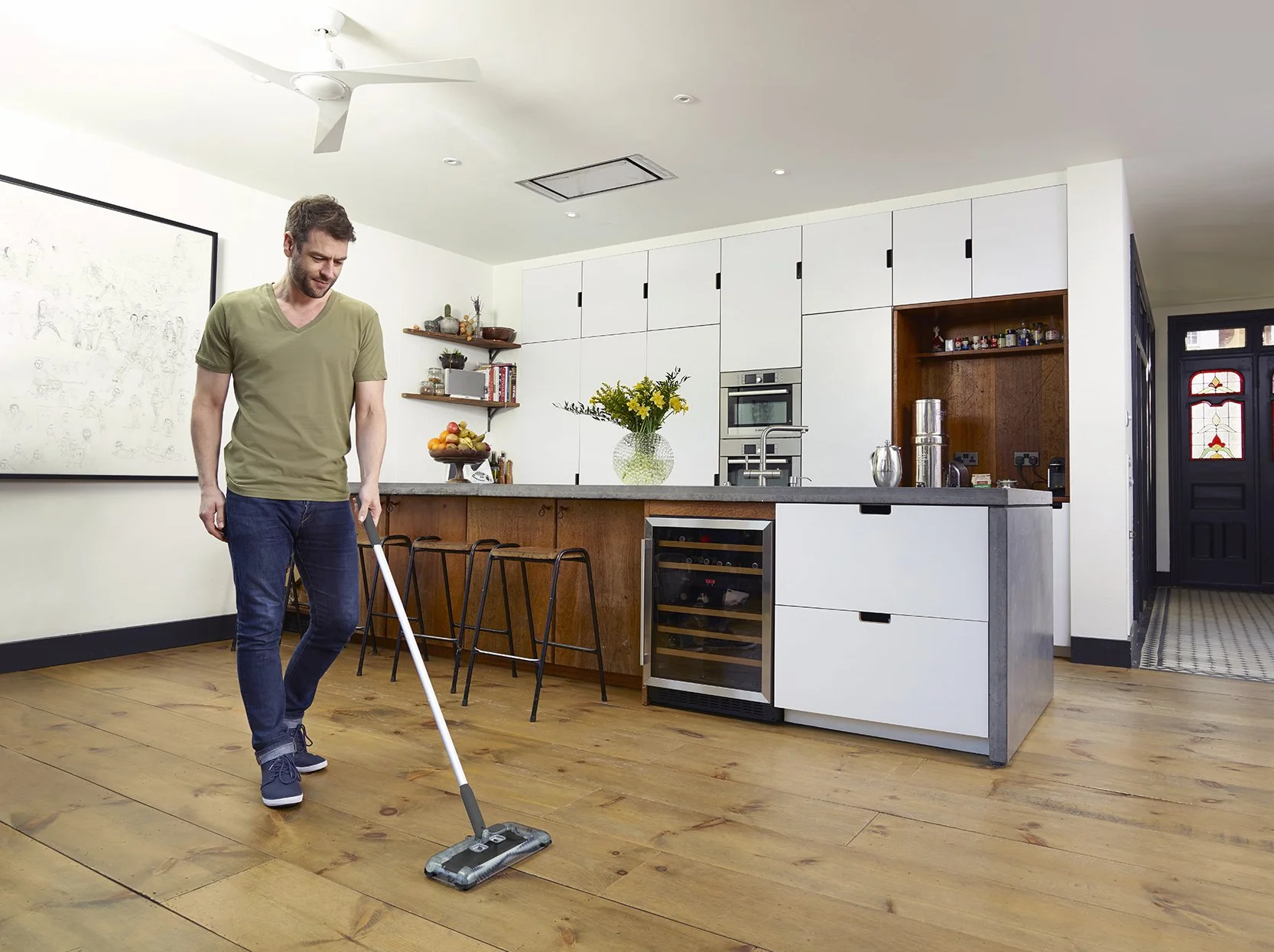 BLACK & DECKER Produkt Escoba a batería 7,2V 1,5Ah Litio