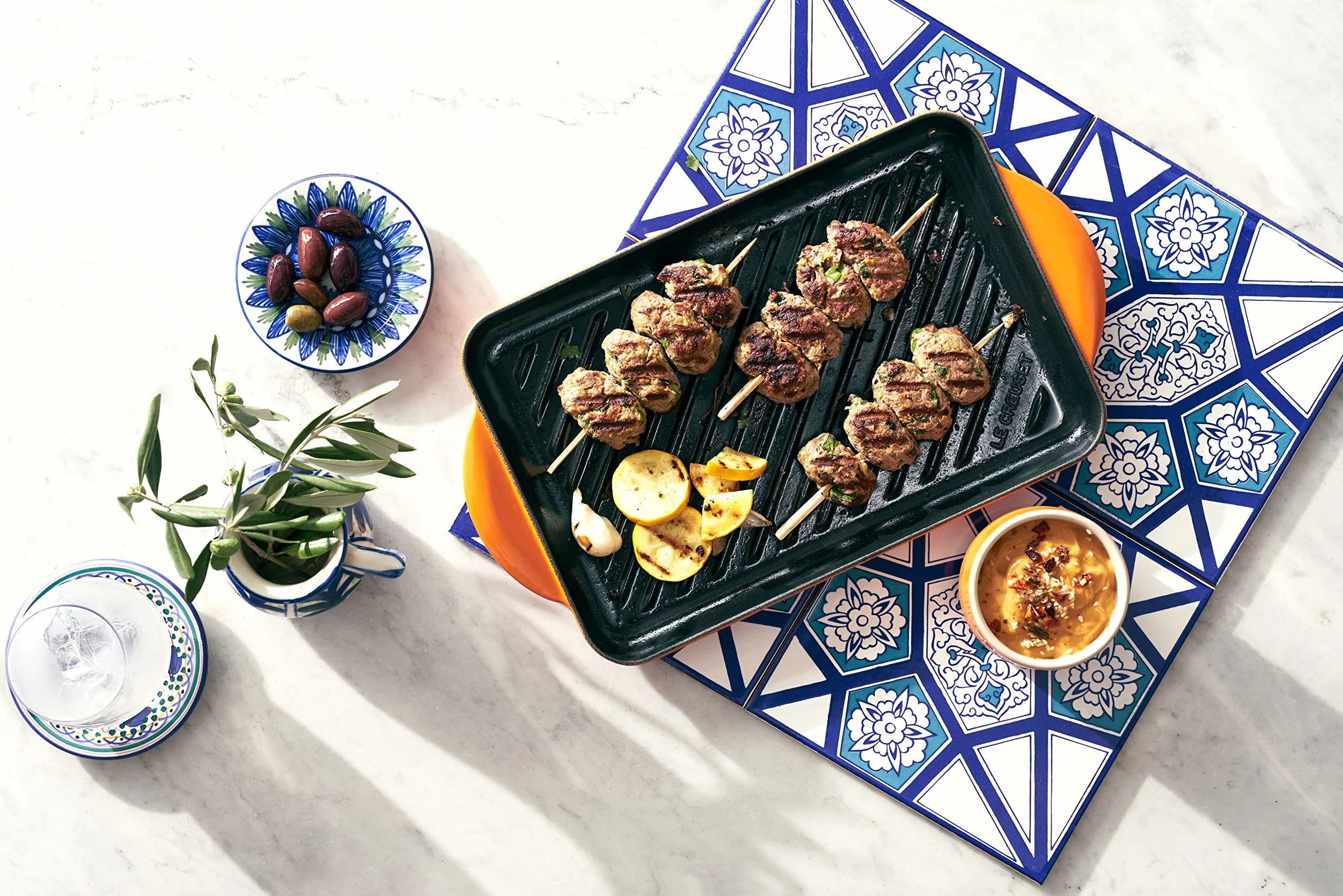 Le Creuset Żeliwna płyta grillowa, prostokątna, 33 x 22 cm, nadaje się do wszystkich rodzajów kuchenek łącznie z indukcyjnymi, Wiśniowa