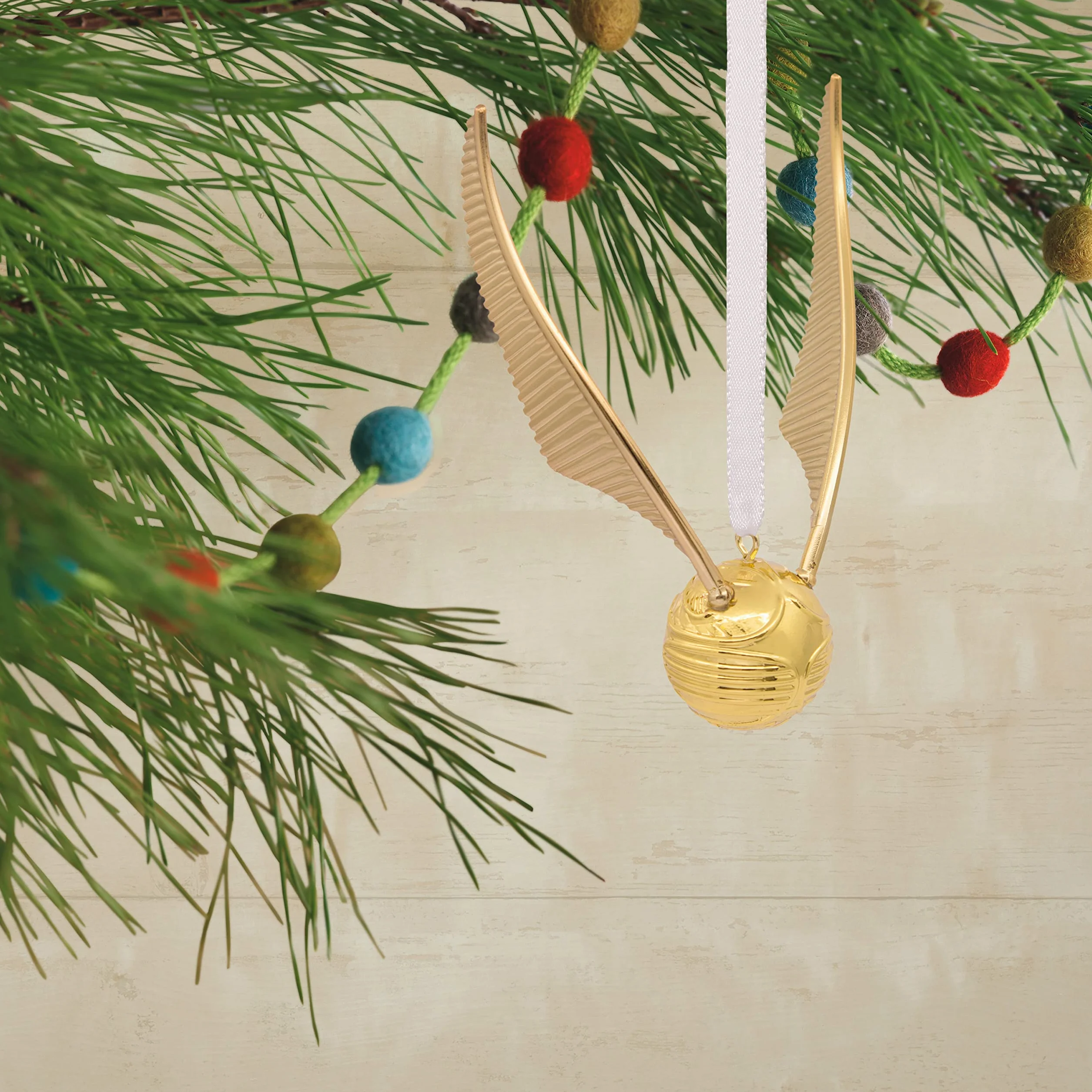 Hallmark Harry Potter Dorado Snitch - Adorno navideño de Metal