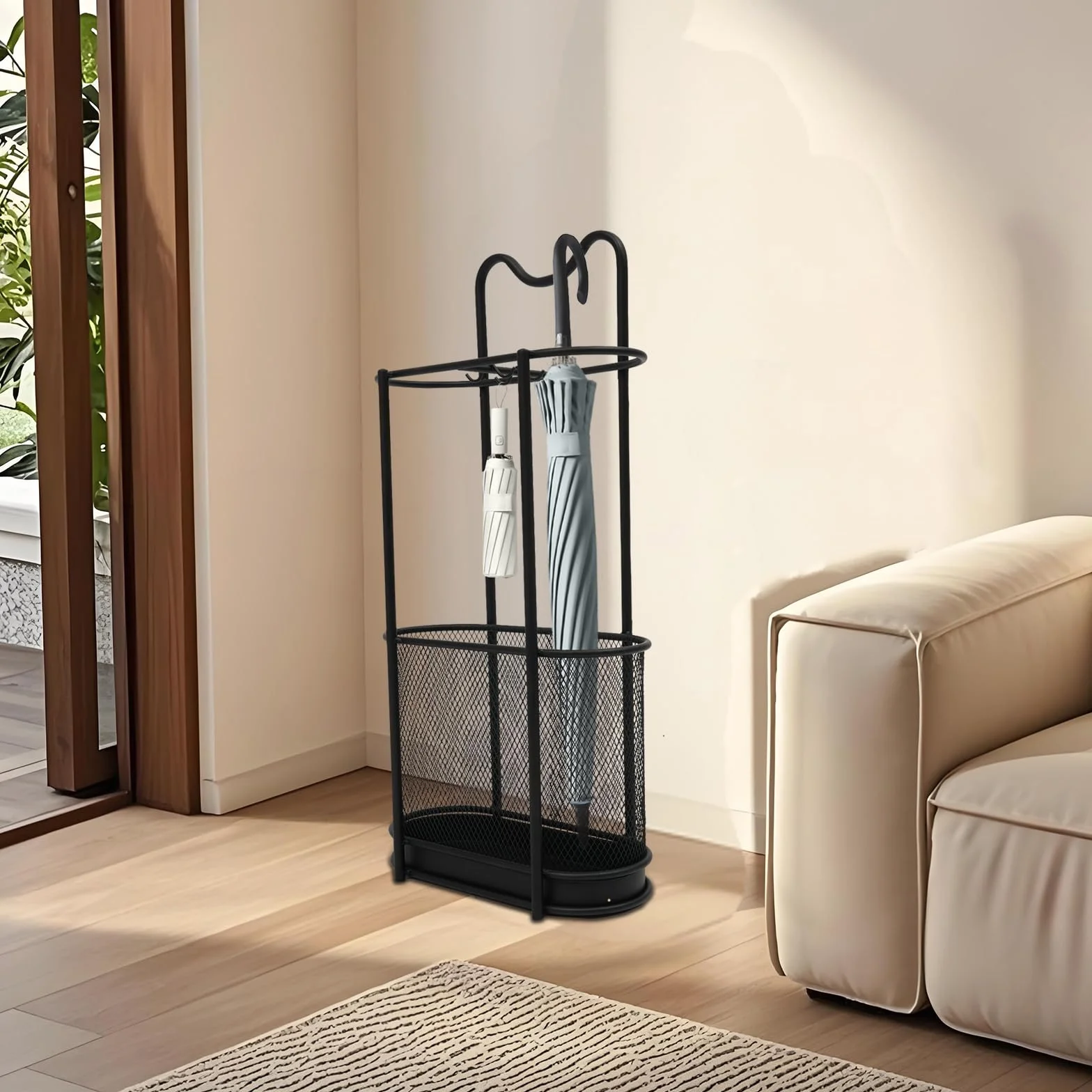 Stojak na parasole z metalu, stalowy stojak na parasole z hakiem i tacką odpływową, wolnostojący uchwyt na parasol, do wejść, balkonów, biur, sklepów, 30 x 15 x 60 cm (czarny)